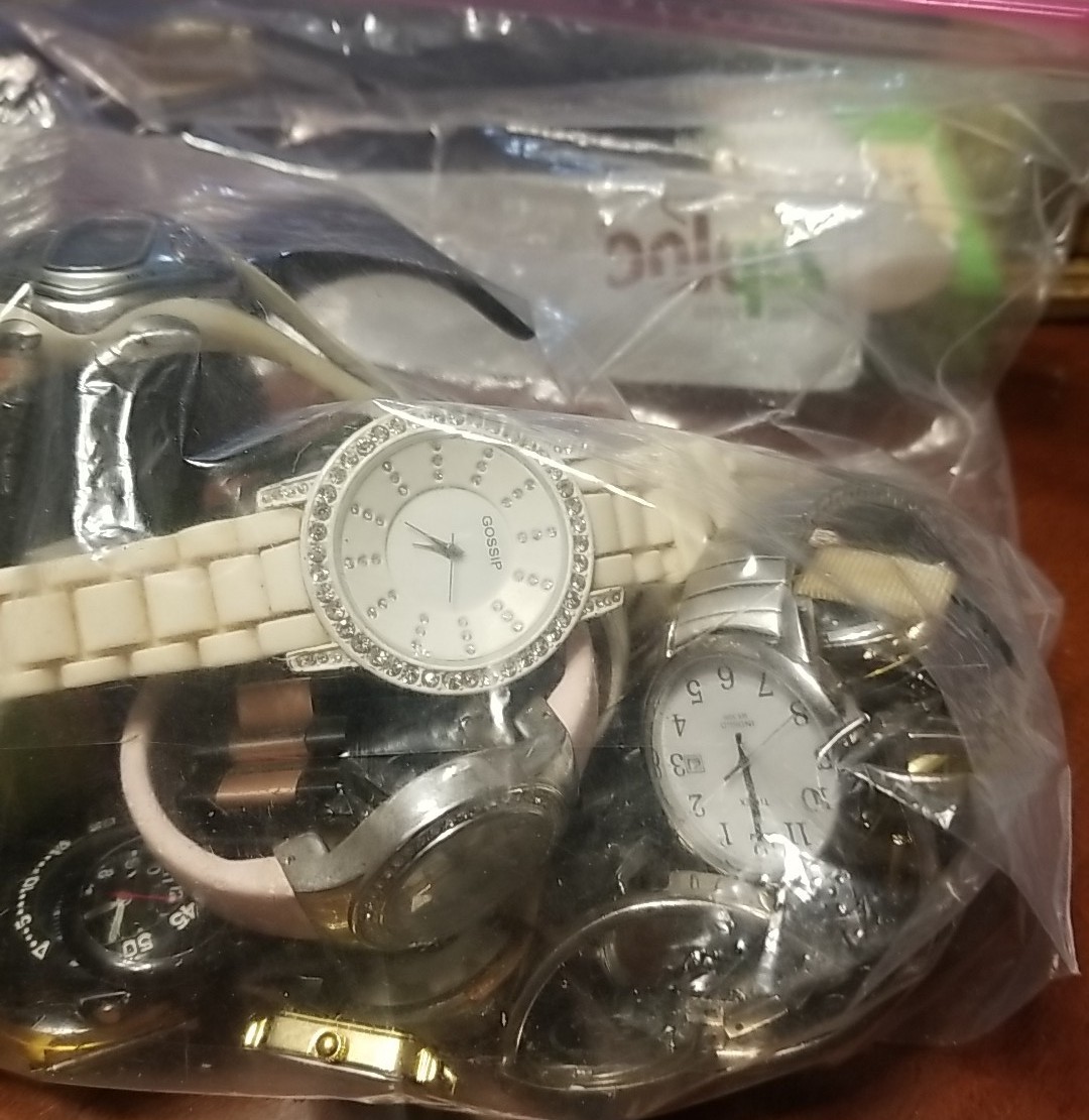 Untested Watch Lot, Various types Womens & Mens. Some Visibly Broken, Some Good