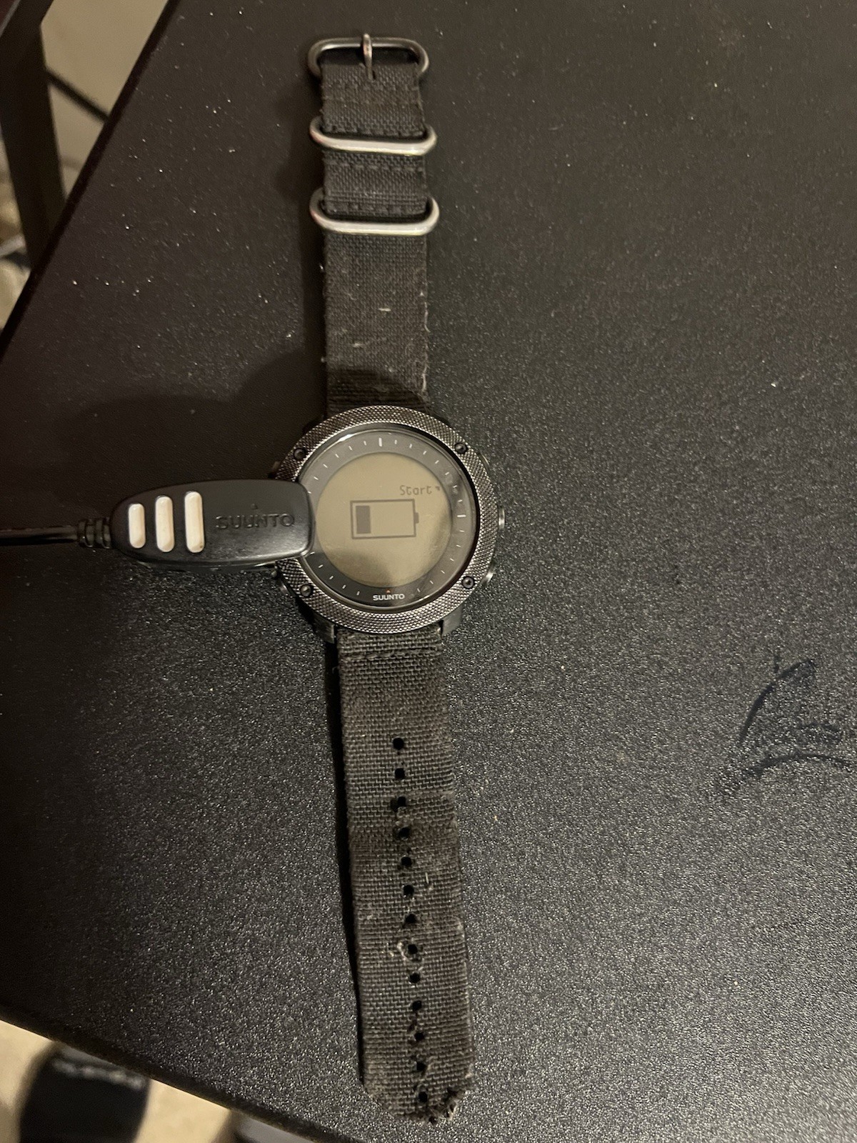 SUUNTO Traverse Alpha GPS Outdoor Watch Black 100 m Altimeter Barometer Compass