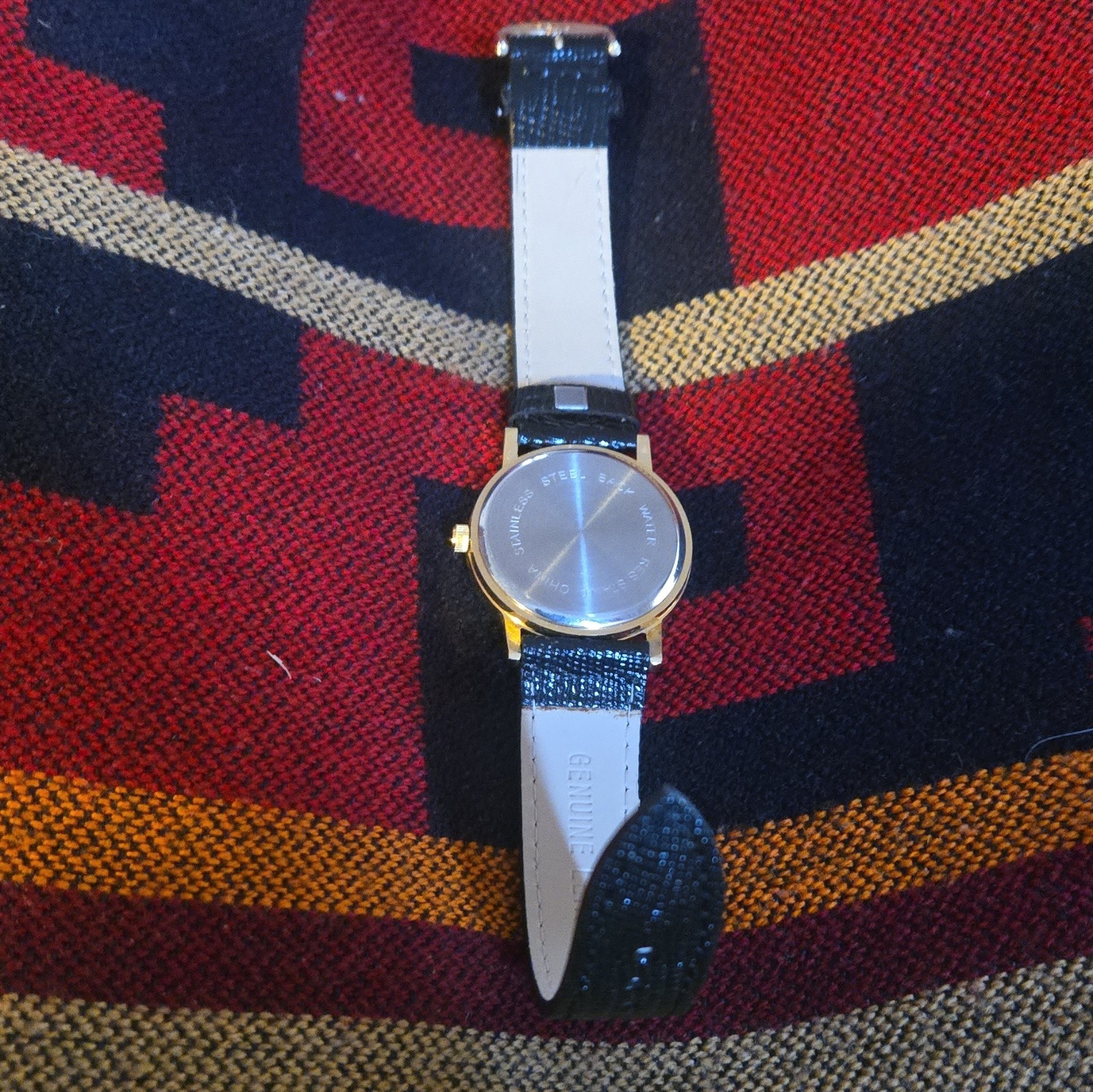 Venezio Quartz Analog Wristwatch White Dial Gold-Tone SS Case Black Leather