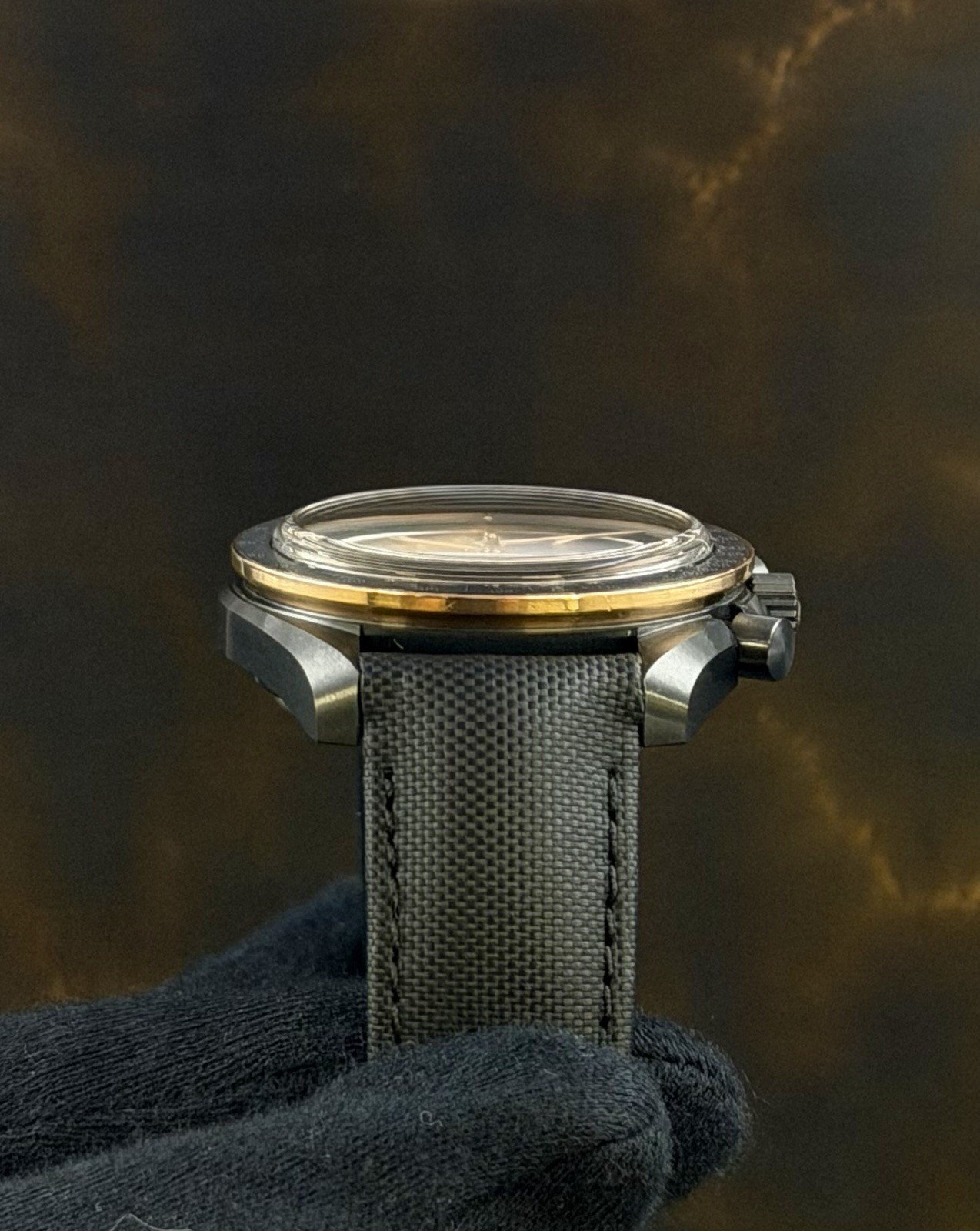 2020 OMEGA Speedmaster Dark Side of the Moon Black Sedna Gold Box & Papers 44mm