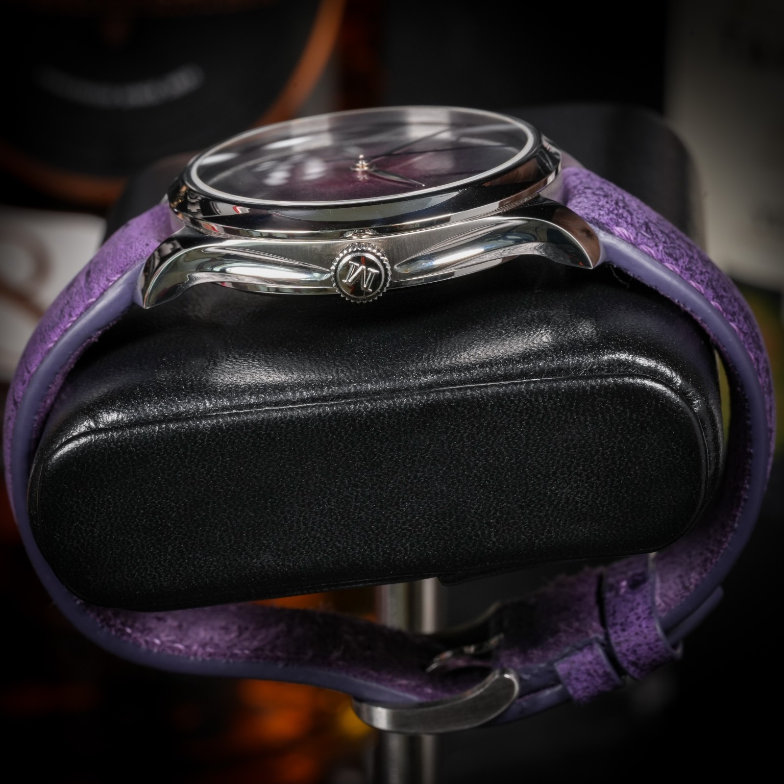 H. Moser & Cie. Endeavour | Purple Enamel Concept 40mm | Full Set