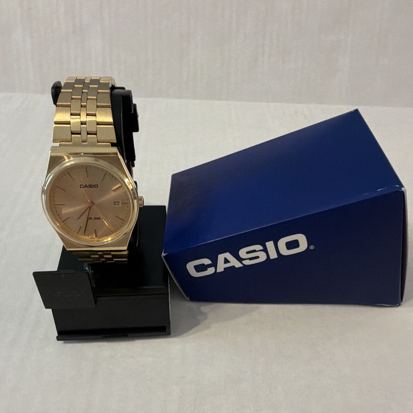 Casio MTP-B145G-9AVDF Quartz Analog Gold SS Bracelet 50m Date 35mm