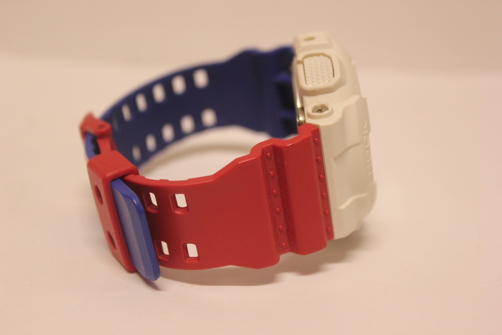 Casio G-SHOCK GA-120TRM Tricolor White Blue Red Ana-Digi Japan F4B8