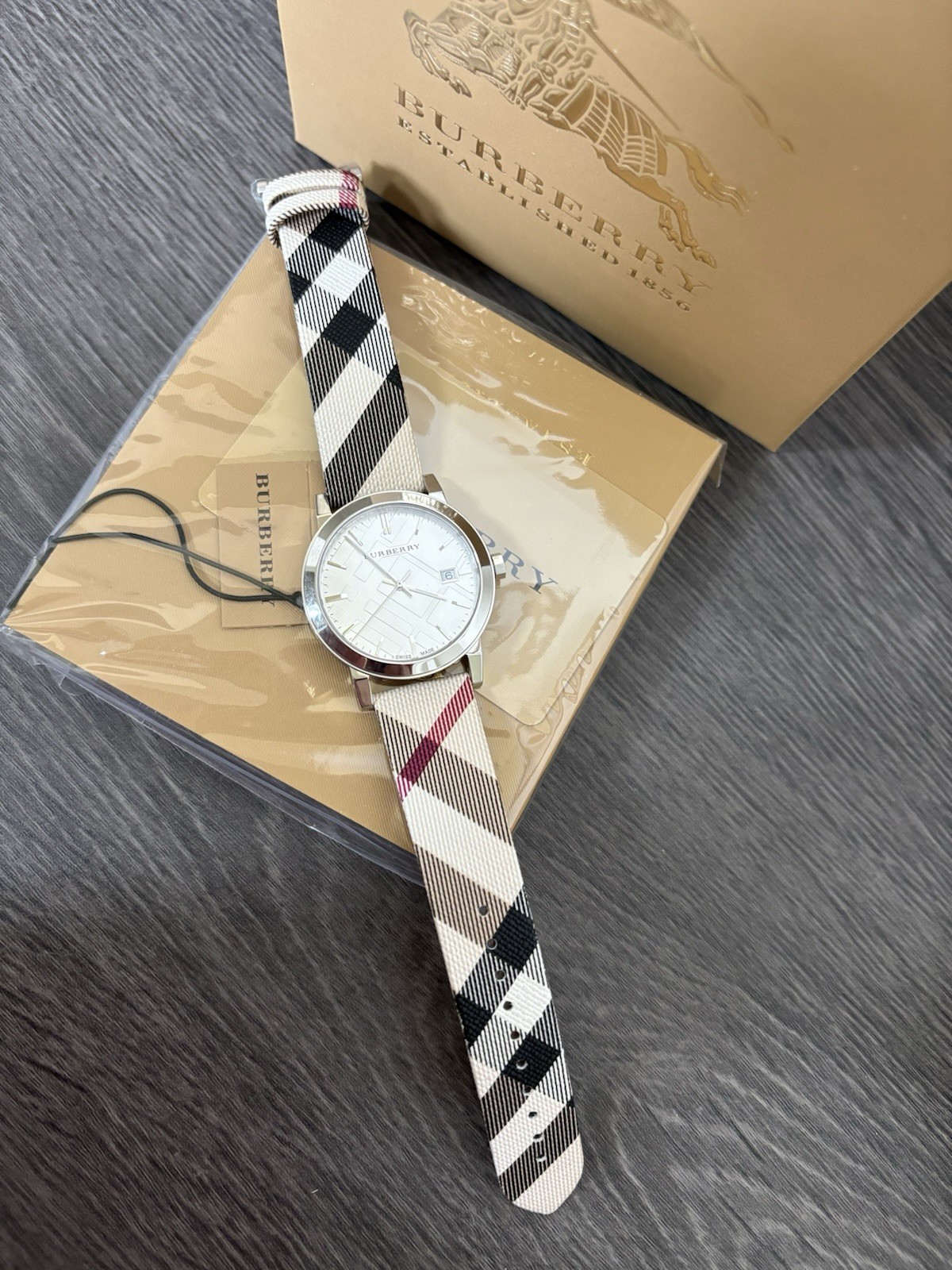 Burberry BU9022 Women’s Watch
