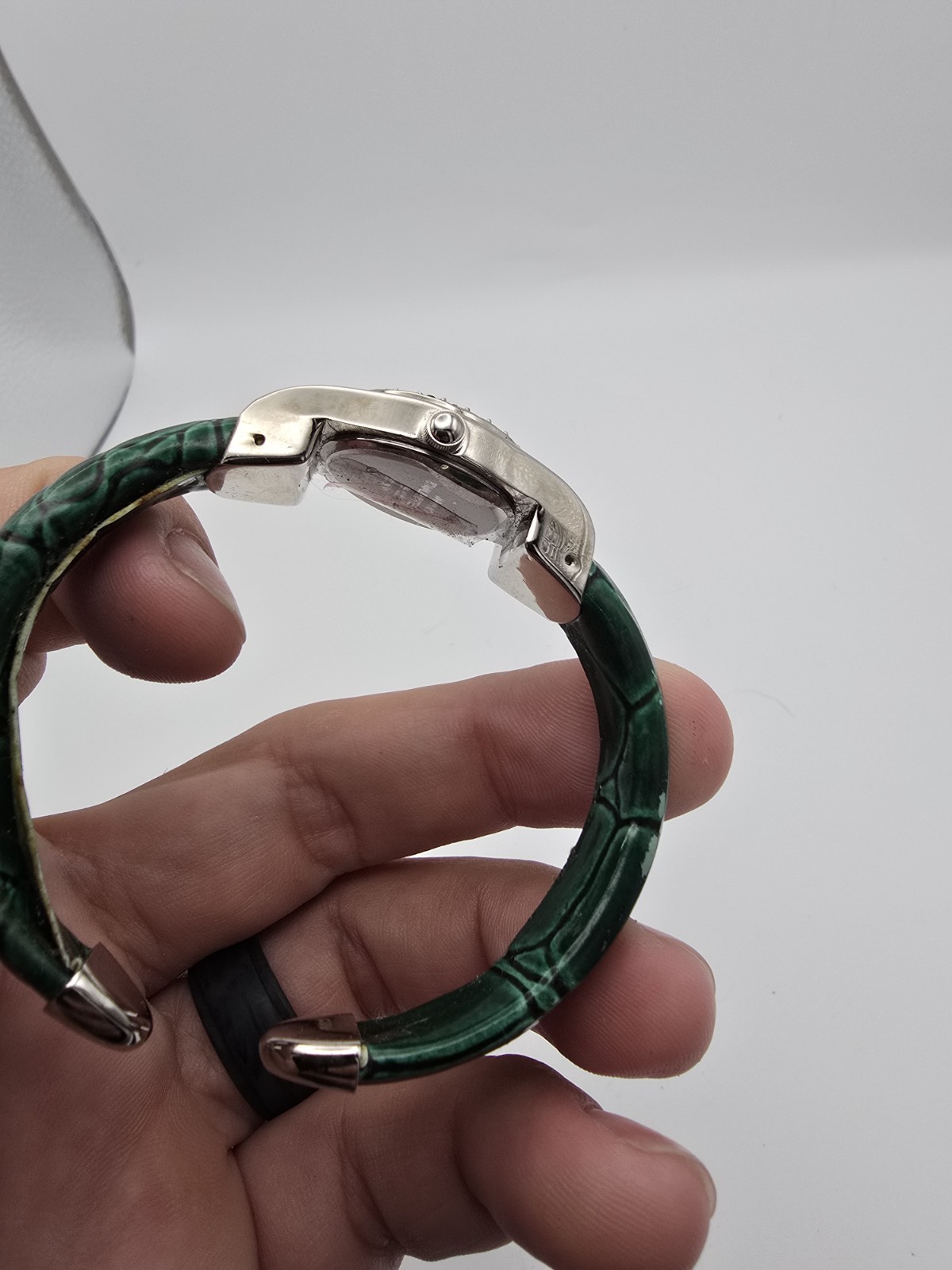 Women’s Quartz Analog Bangle Wristwatch Gem Bezel Green Faux Leather Band