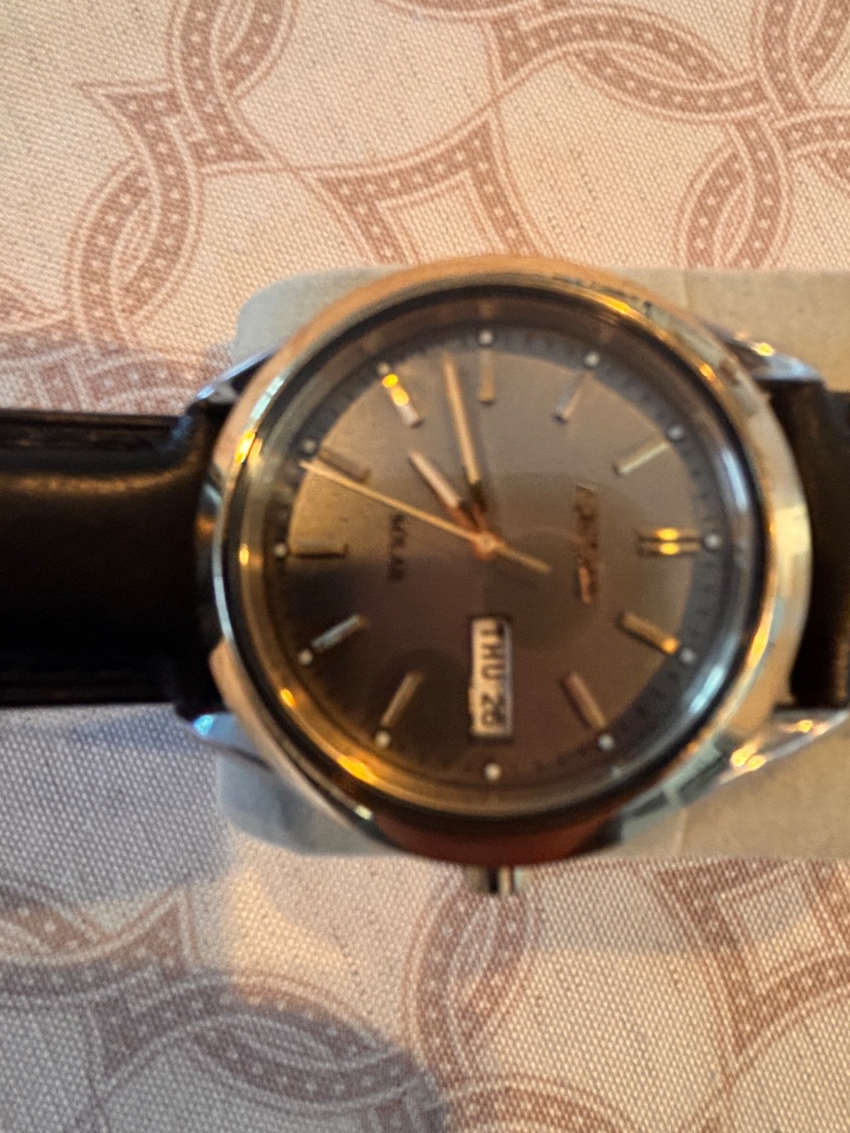 Seiko Solar Gray With Gold Accents Men’s Watch – OD6554 New $20 Battery