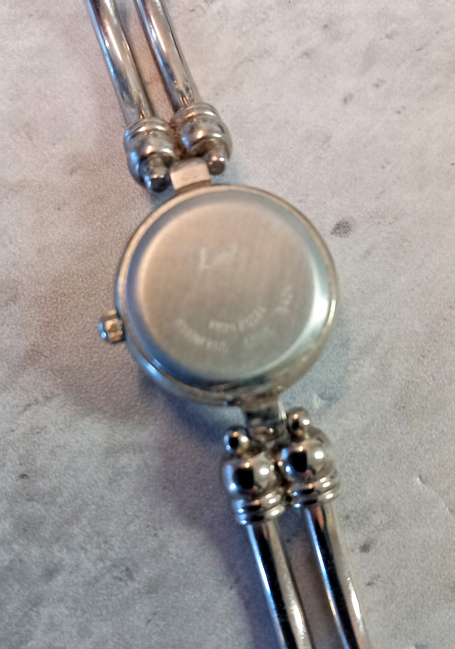 Elegant Vintage Charm Ladies Watch – Length 18cm – Fitted with New Battery