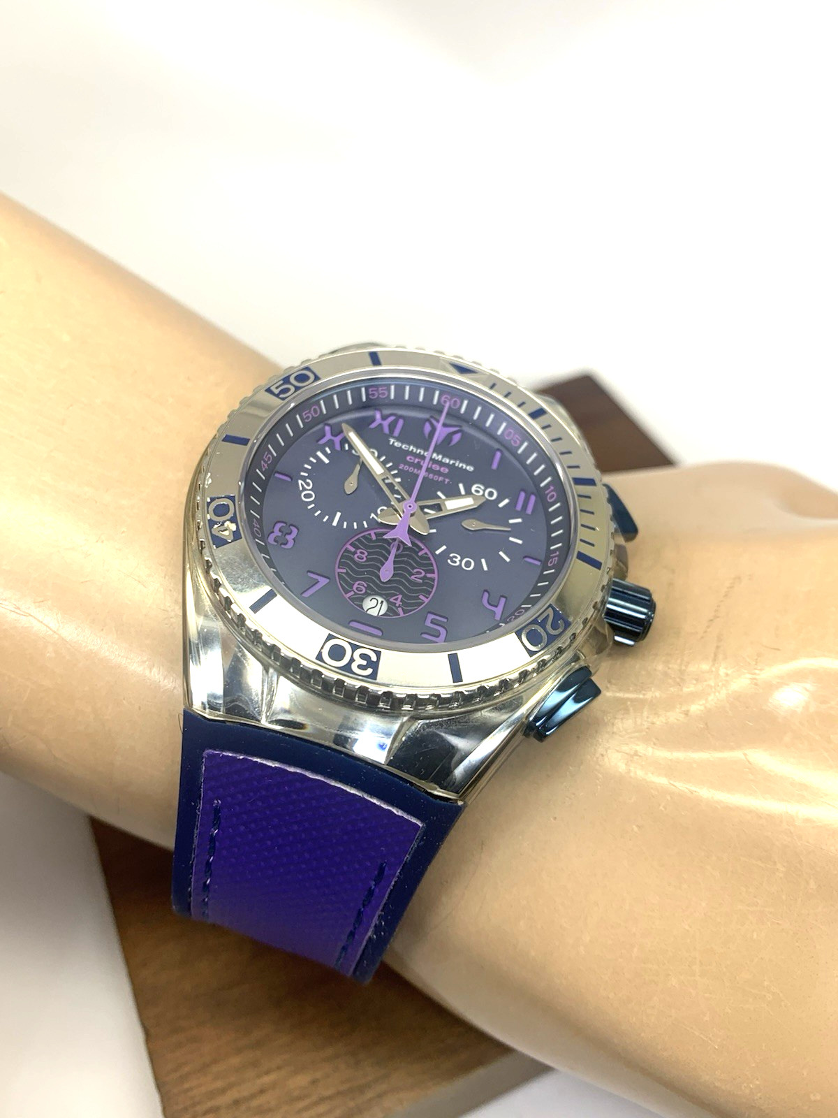 Technomarine Men’s Watch TM-115013 Swiss Quartz Chronograph Blue Purple 46mm