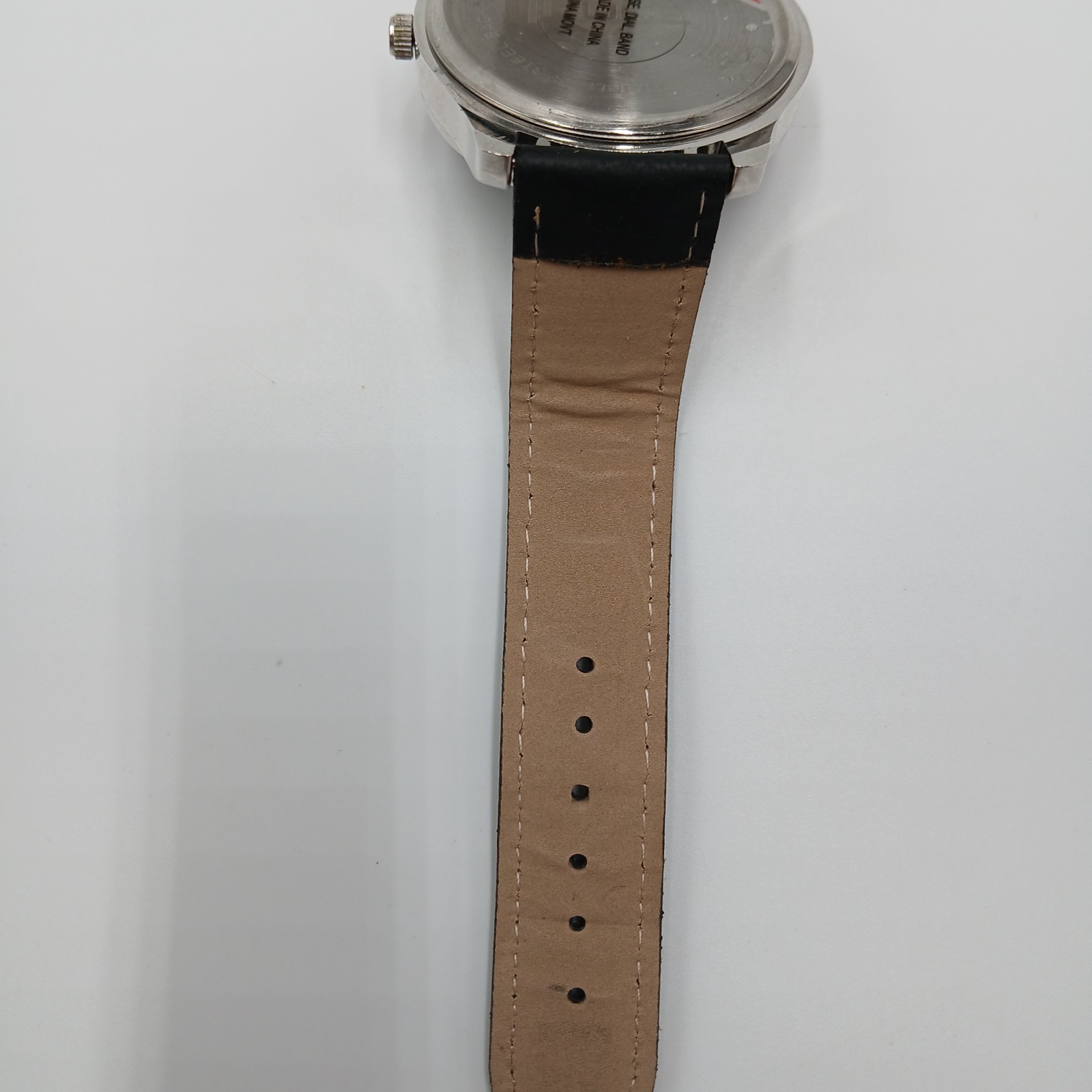 TRUCE Watch Mens Ombre Gray to Black Dial Silver Tone Seconds Hand Strap FLAWS