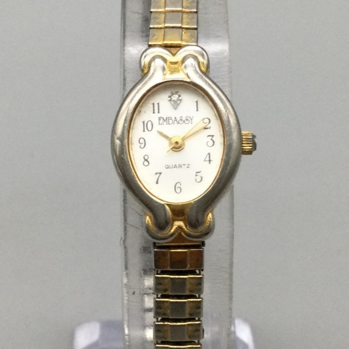 Embassy Watch Women 17mm Gold Tone Oval Dial Stretch Band New Battery