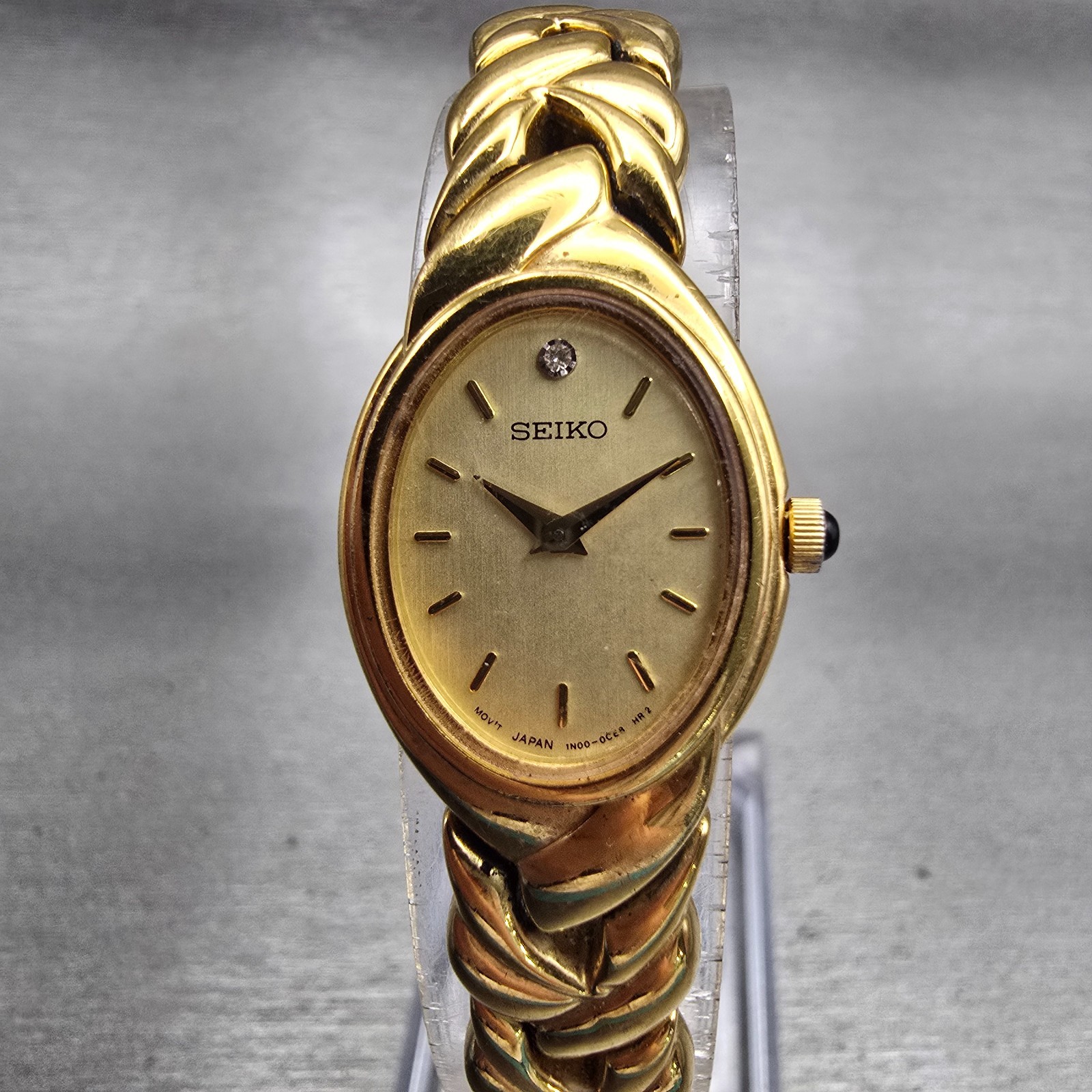 Seiko Watch Women 18mm Champagne Dial Gold Tone Oval 1N00-0BL0 New Battery VTG