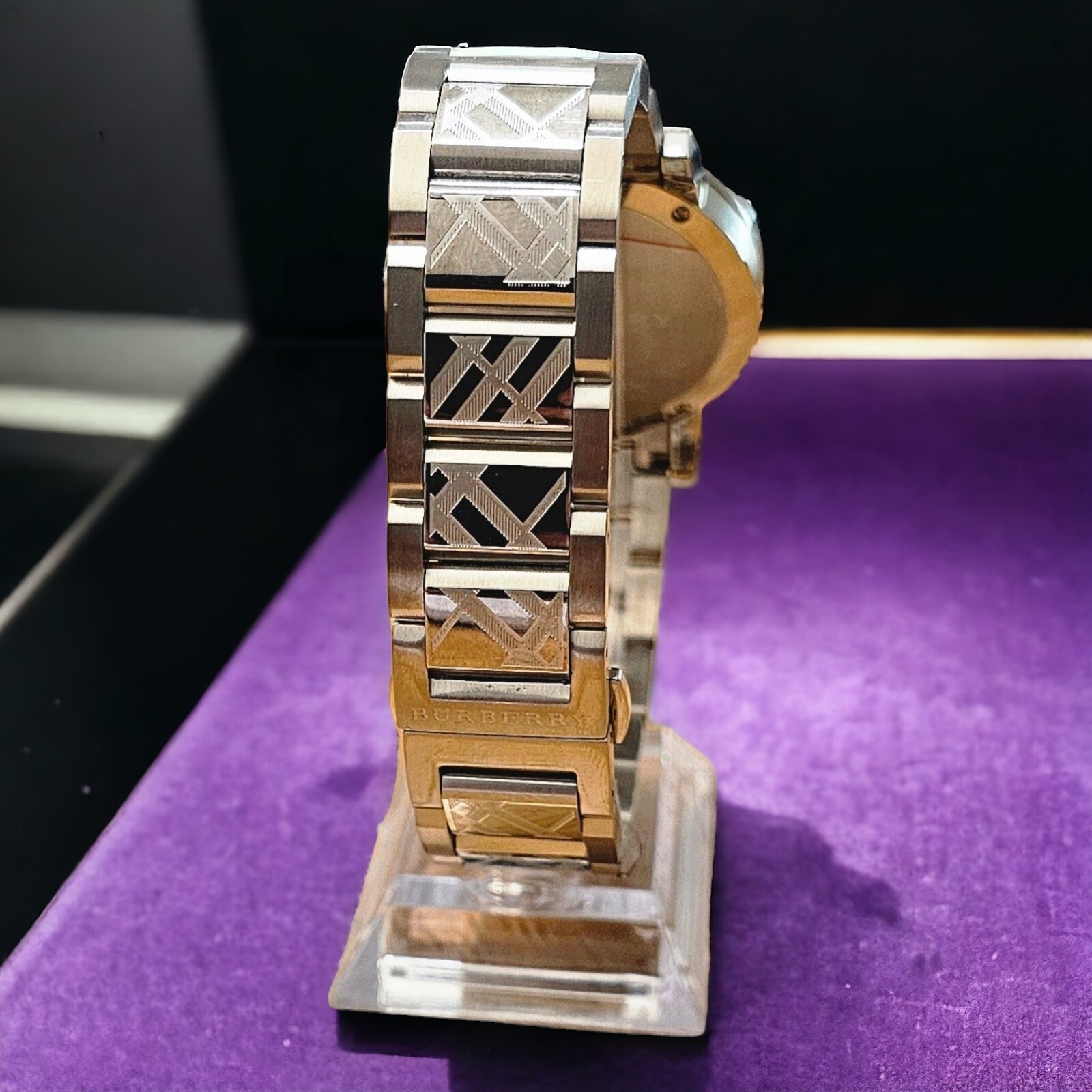 ⭐Burberry® BU 9037 Unisex 38mm Engraved Silver ⭐