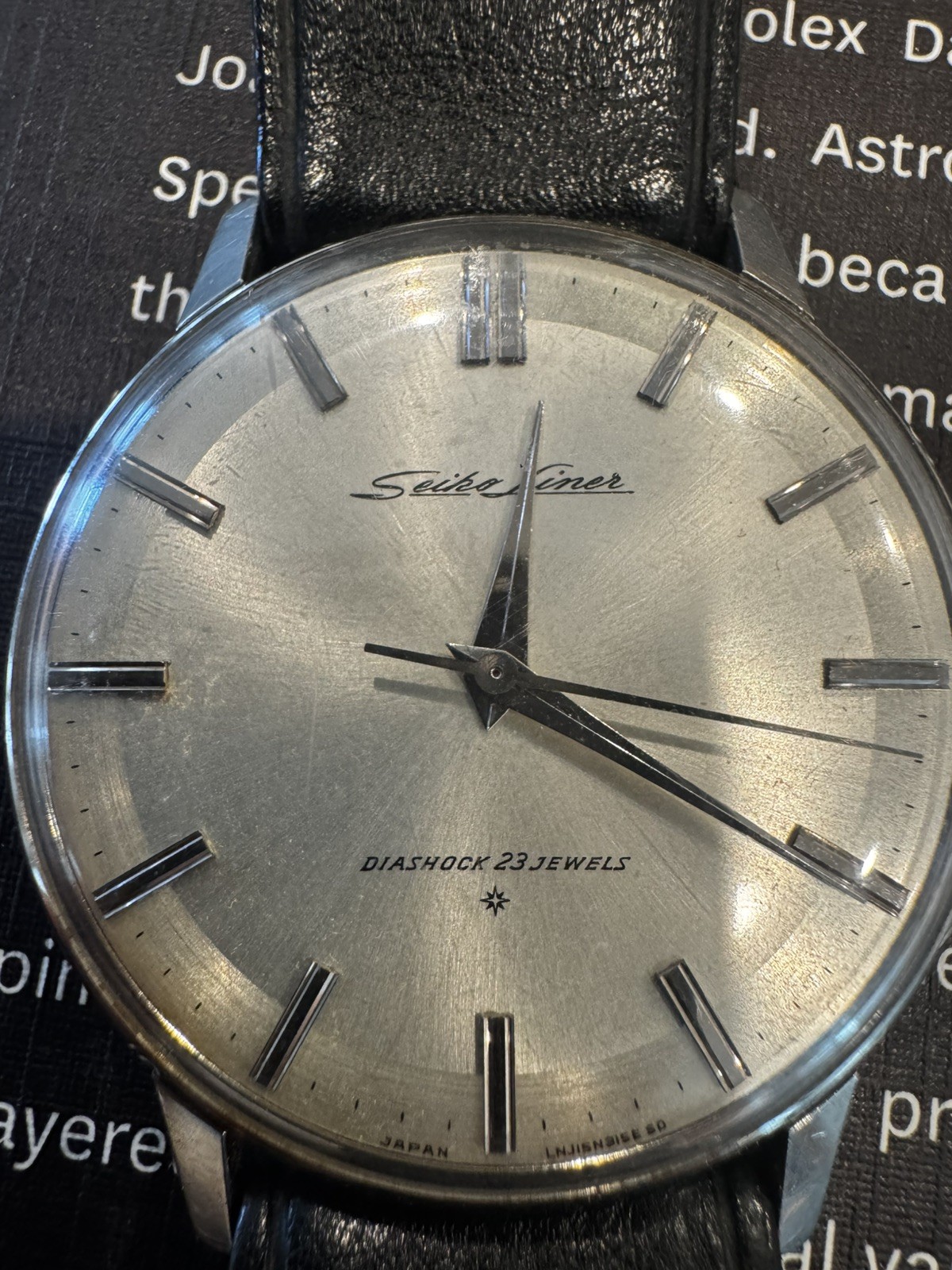 Seiko Liner 23 Jewels Manual Wind Vintage Watch Special Dial
