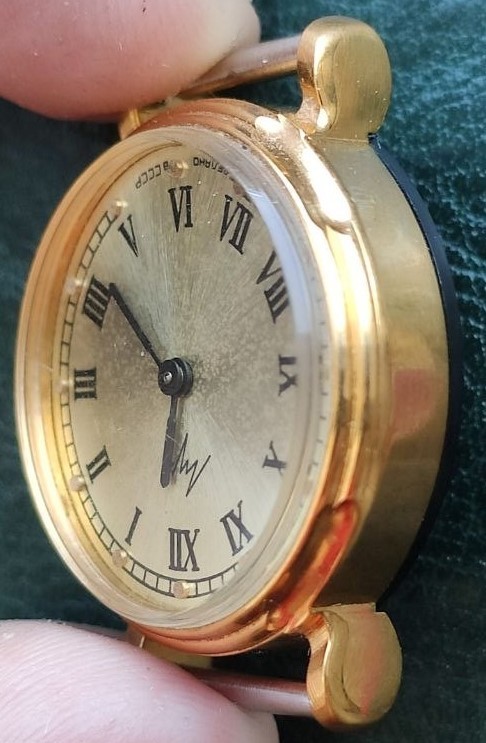 VINTAGE LUCH USSR Ladies Watch Roman Dial Gold Plated AU Soviet Mechanical WORKS