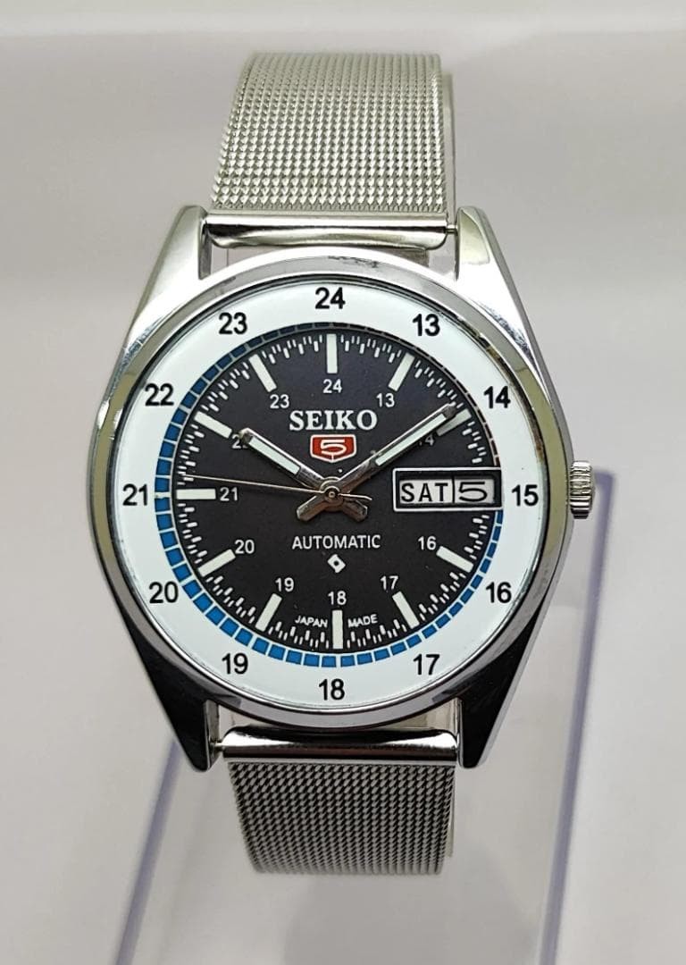 Seiko 5 Vintage Automatic Men’s Watch Silver Japan Made Free Ship 067299