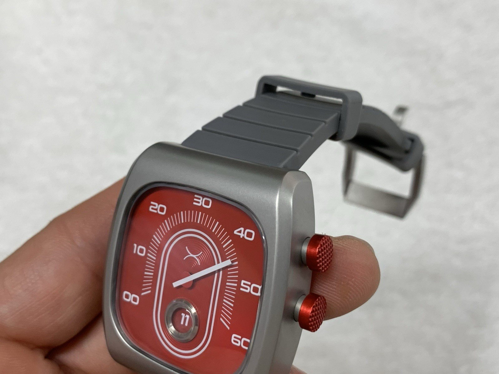 Xeric Retroscope Jump Hour Red 39mm Quartz Watch