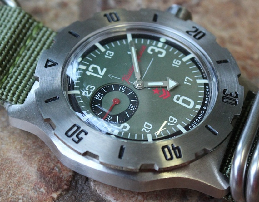 Vostok Komandirsky Diver Mechanical Auto Winding Wrist Watch 24 Hour K-35 350501