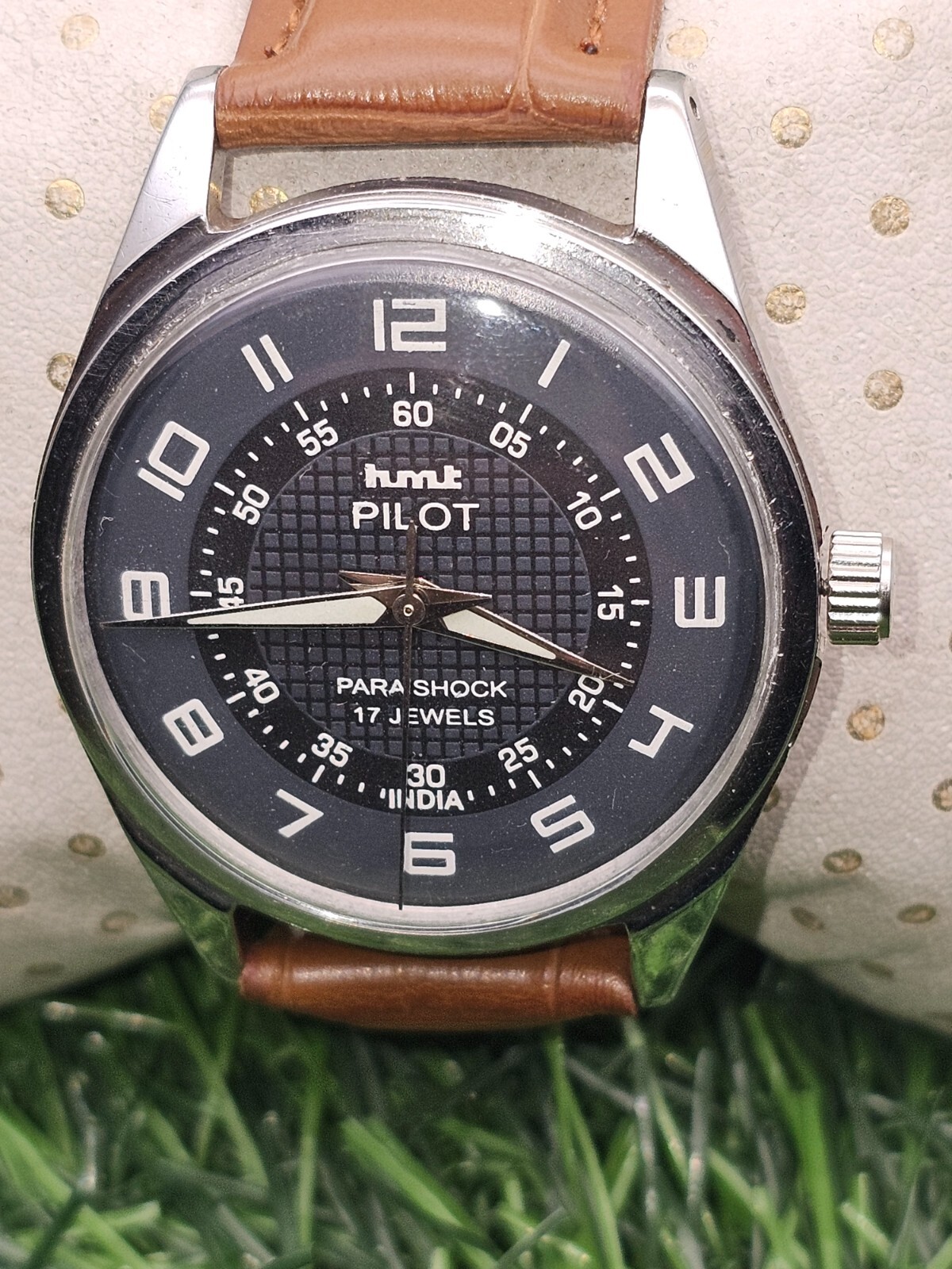 Beautiful Mens HMT Pilot Parashock Mechanical Wind 17J Watch Black Dial