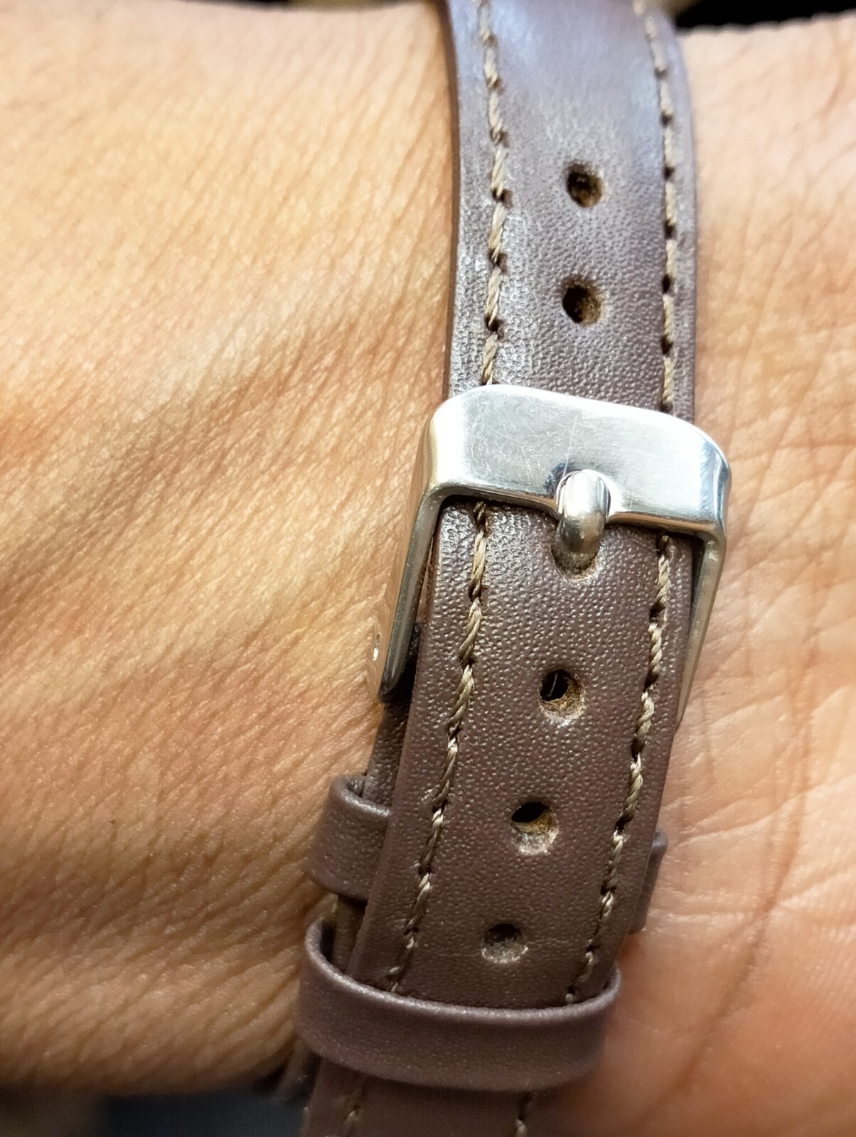 SOLVIL QUARTZ TEXTURED WHT DIAL 48-0022 JAPAN UNISEX ADULTS FULL WORKING VINTAGE
