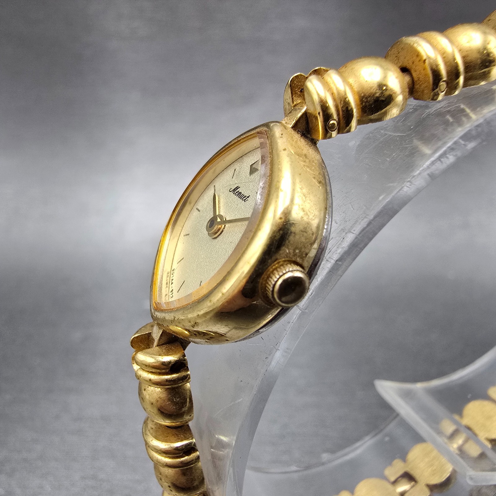Casio Menuet Watch Women 16mm Champagne Dial Gold Tone Oval LGQ-204 New Battery