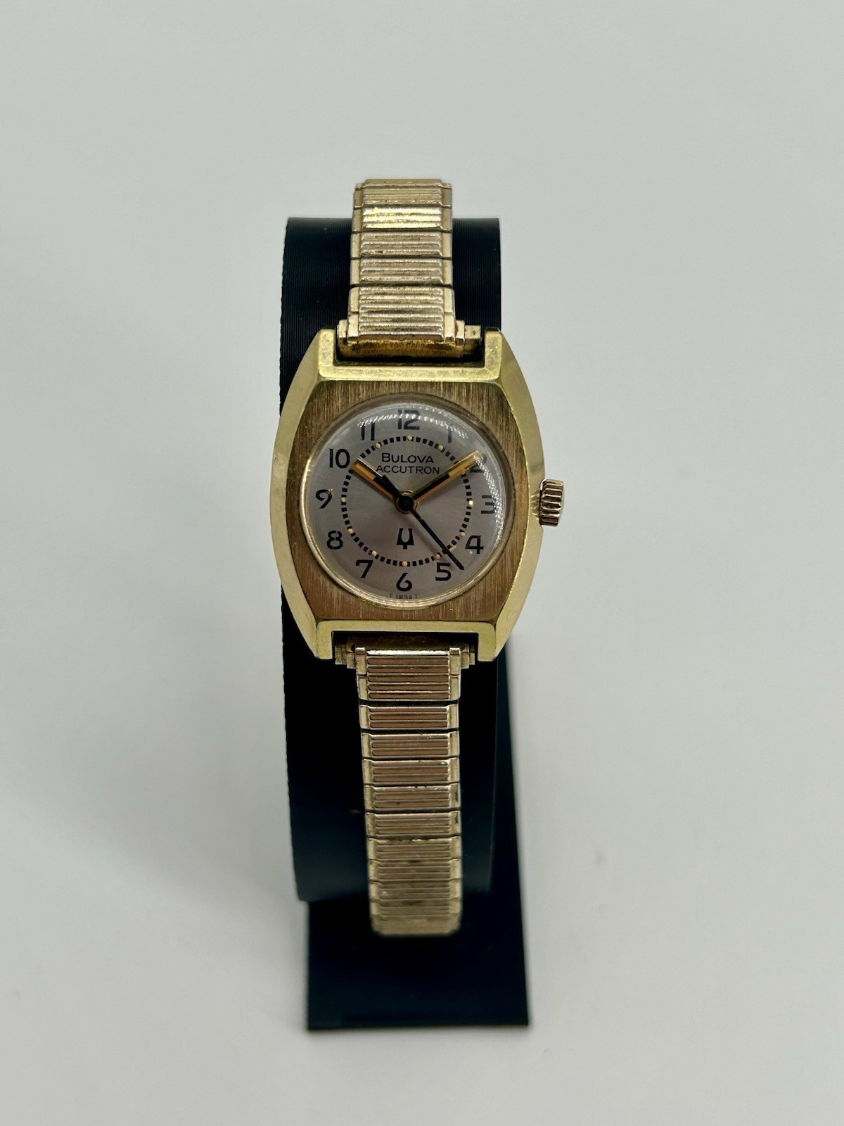 1974 Bulova Accutron Ladies 2301 Tuning Fork Watch 24.5mm Runs Speidel USA
