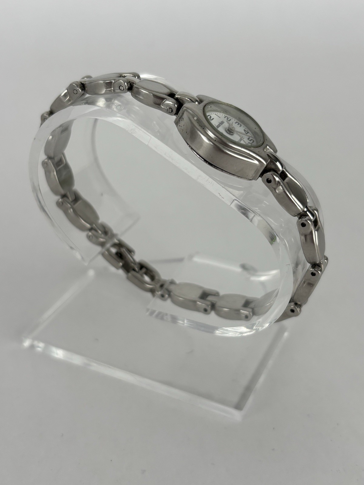 Lauristo 18mm Silver Tone White Dial Quartz Watch w/Bracelet & New Battery
