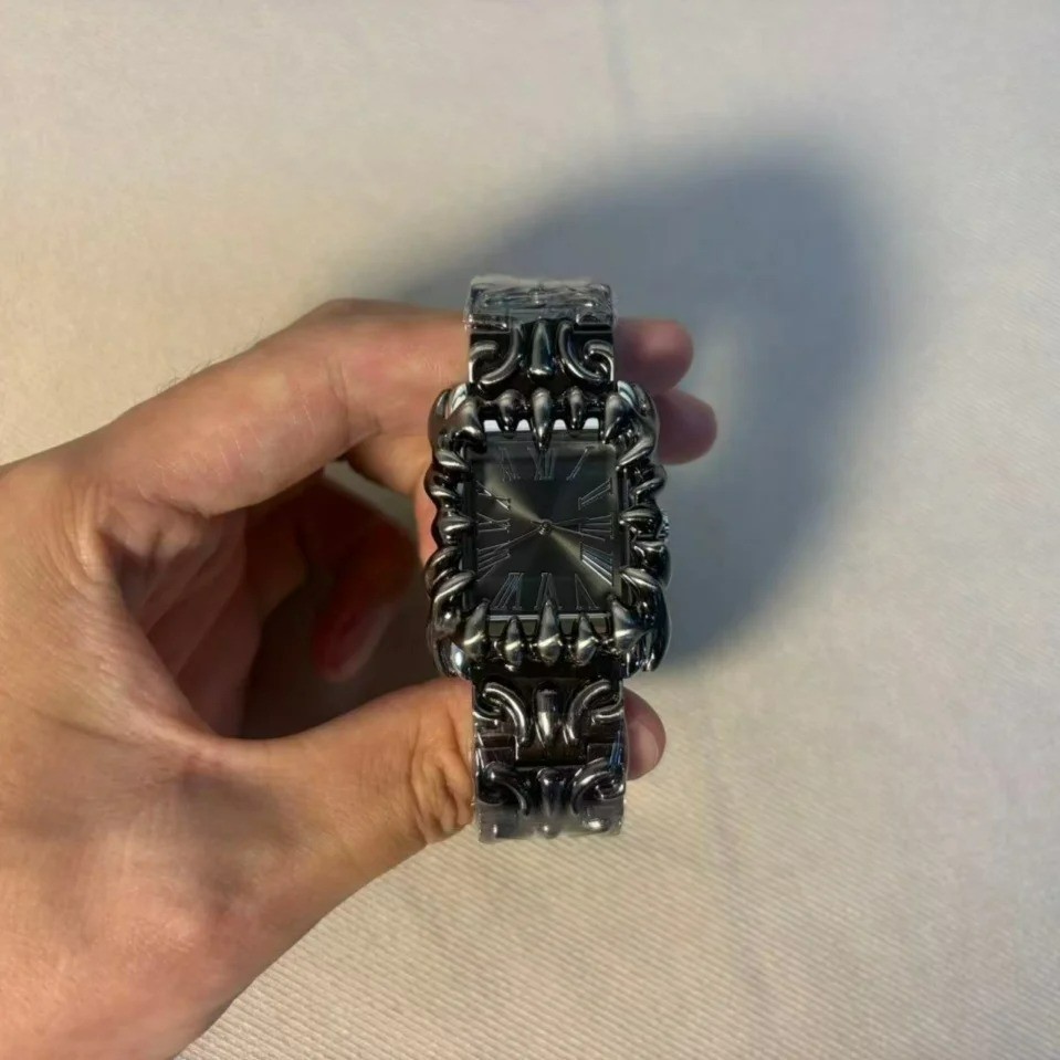 Silver Chrome Alabaster Punk Style Watch With Detailed Incisions, in Steel