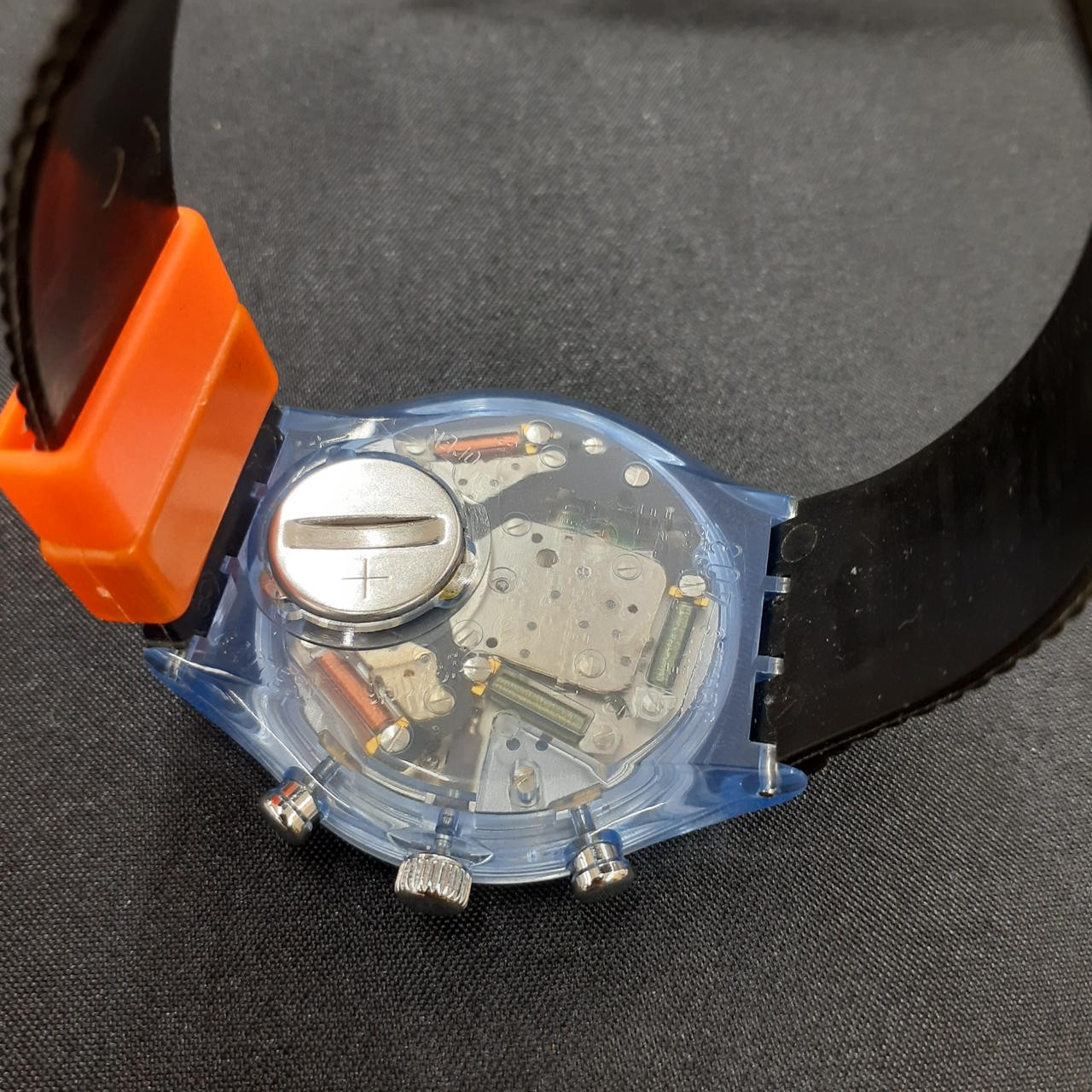 Swatch Quartz Watch Men’s Analog Damaged Strap 1-Month Guarantee