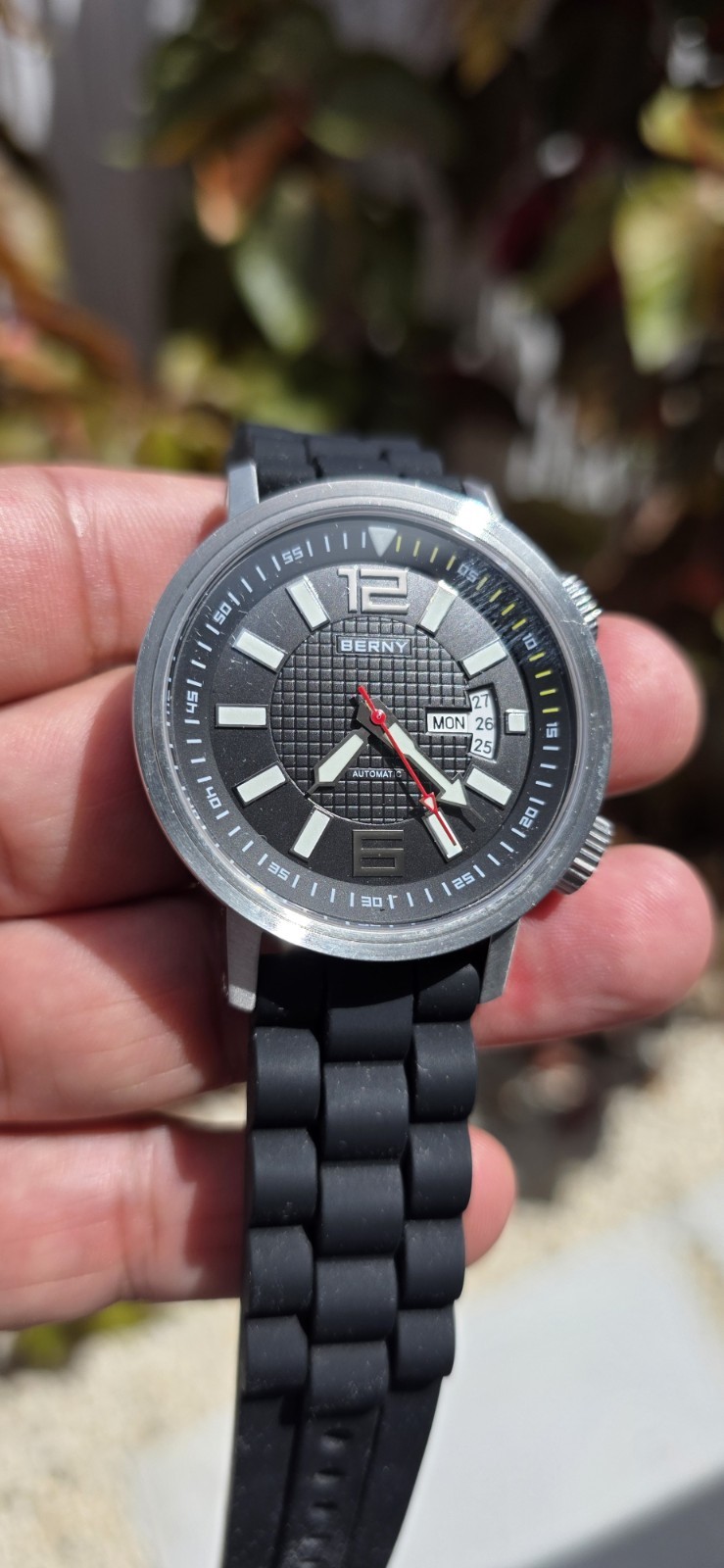 Berny Super Compressor Style Automatic NH36 Black Dial Sapphire 200M