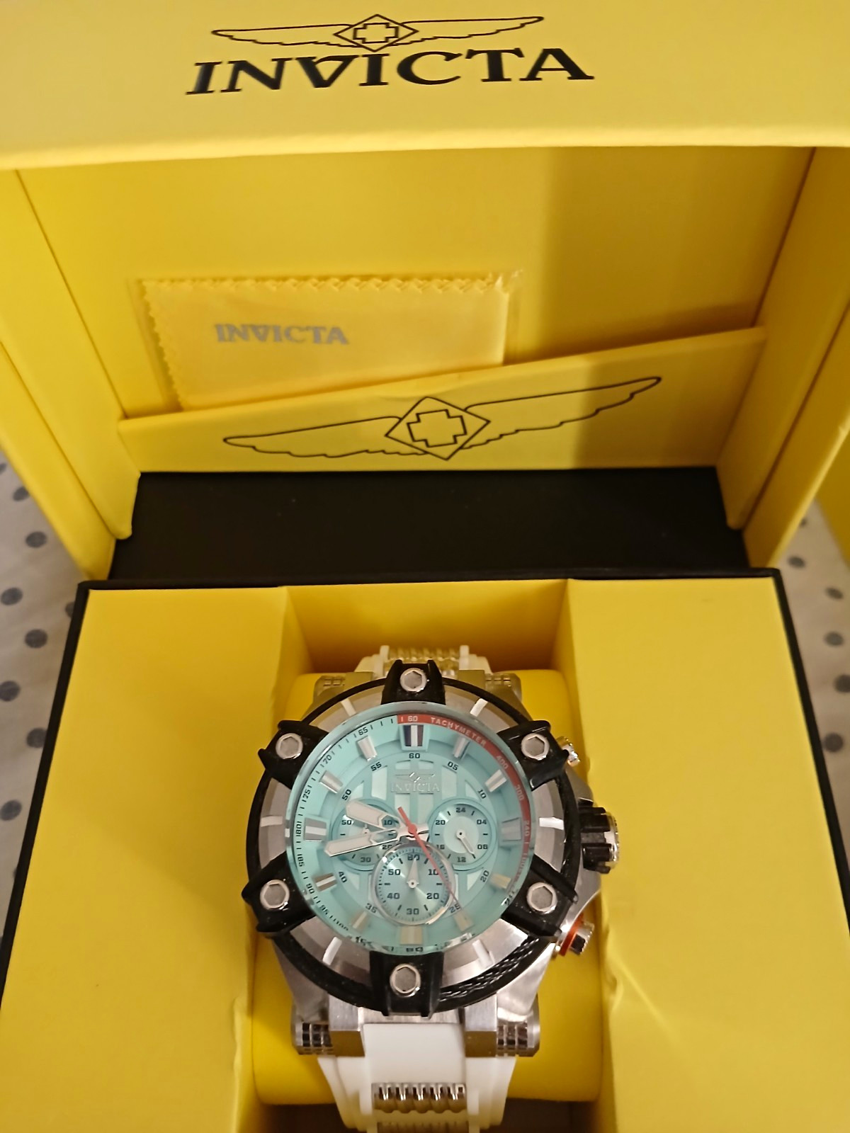 Invicta Bolt Chronograph Tachymeter Blue Dial White Silicone Strap Watch Box