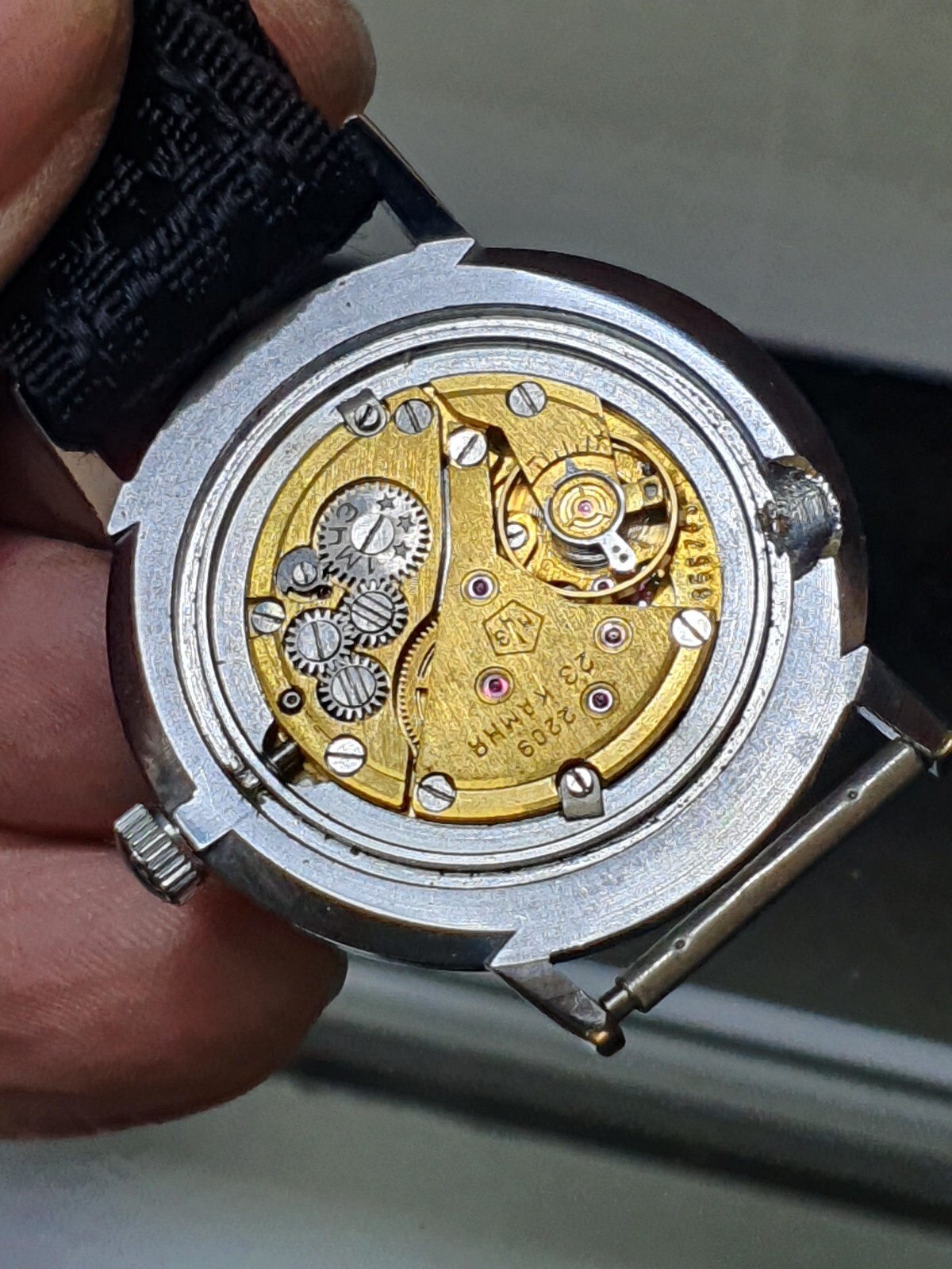 Vintage POLJOT De Luxe 1MChZ Ref.2209 Ultra Slim 23 Jewels USSR Made Watch