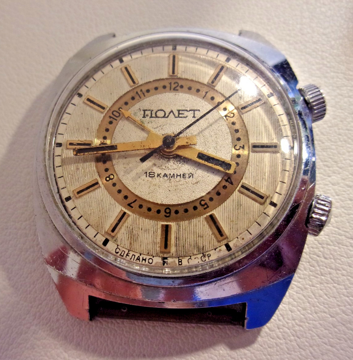 Poljot windup alarm. 18 jewels, 2612.1 movement. 34mm. Pre-owned, new strap.