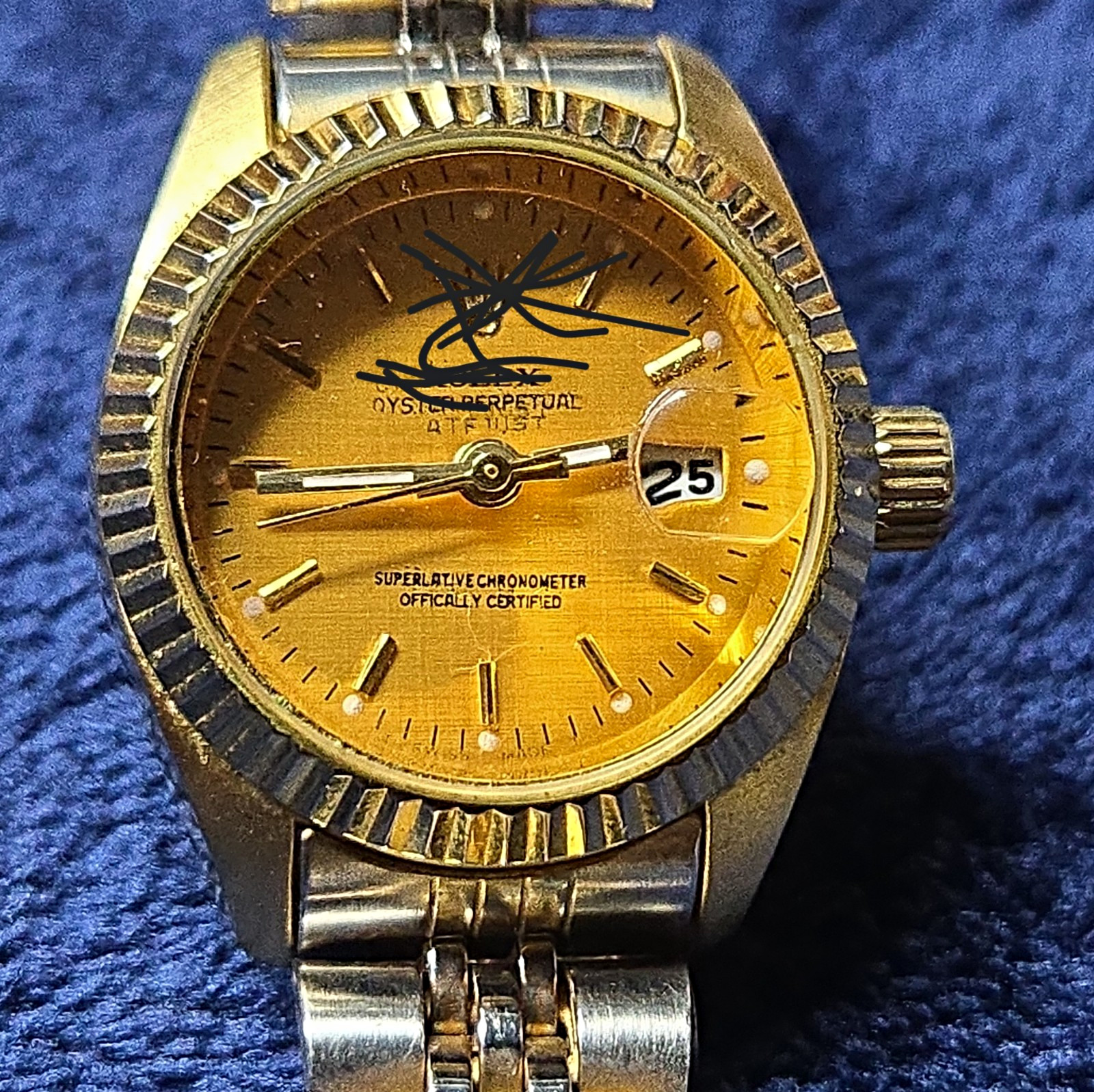 Nice Running 26mm Gold Dial Two-Tone Auto Fluted Date. High End Look Alike