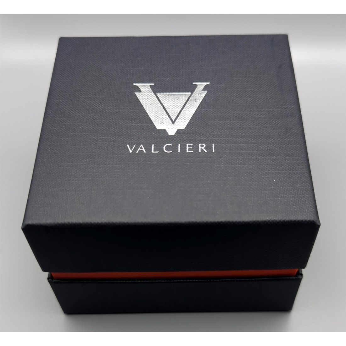 Valcieri Riviera Premium Men’s Quartz Watch – Brand New w/ Original Box/ Papers