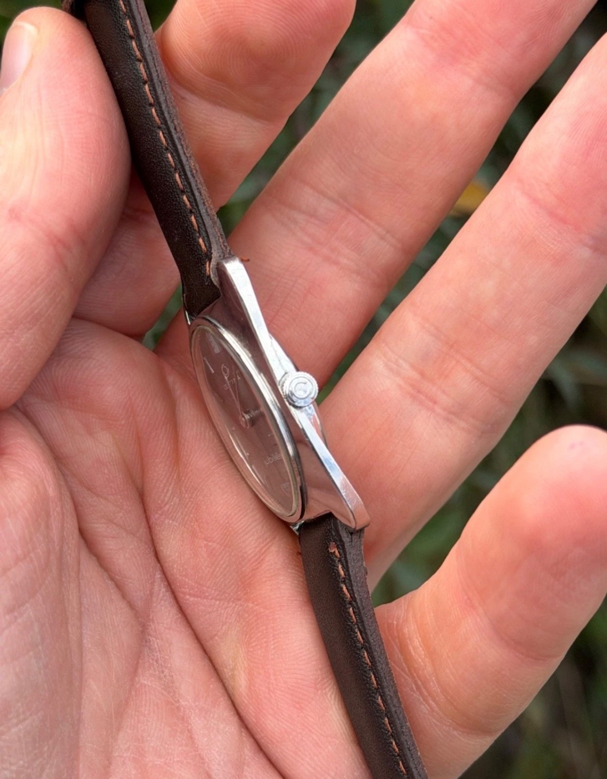Vintage Certina Jubilé 4001-173 Manual Winding 1960 Men’s Watch 30 MM x 37.5 MM