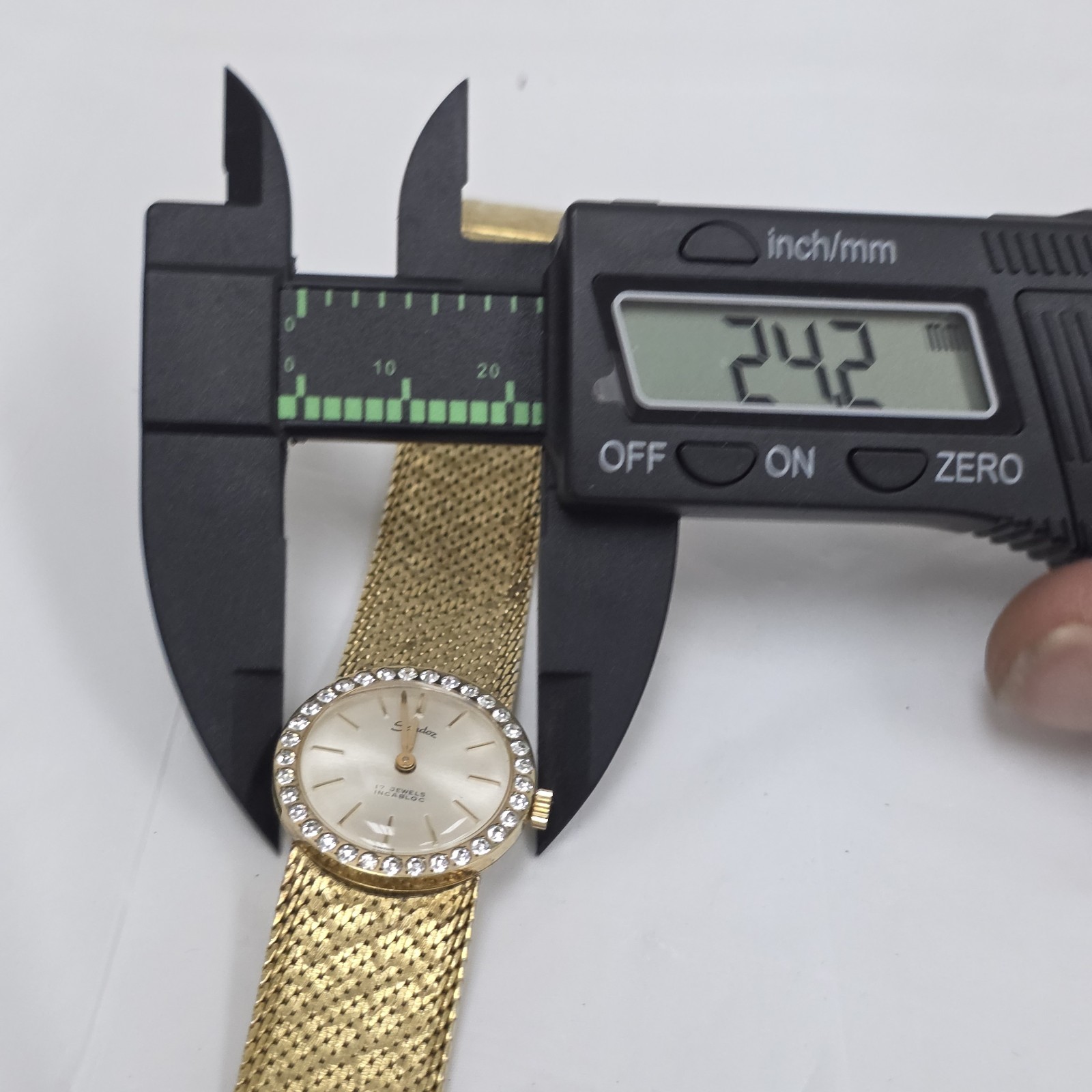 Vintage Elegant Sandoz Ladies Dress Wrist Watch Rhinestone Gold Tone 17J Swiss
