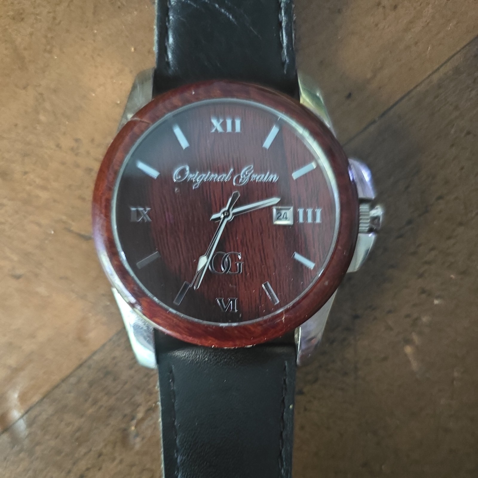 Original Grain Mens Watch 43mm Brown Wood Dial Date Classic