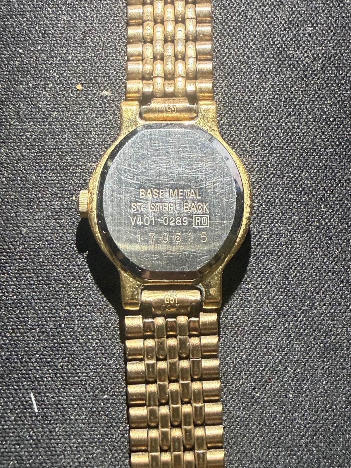 Seiko Watch Women 19mm White Dial Gold Tone Round V401-0289 New Battery