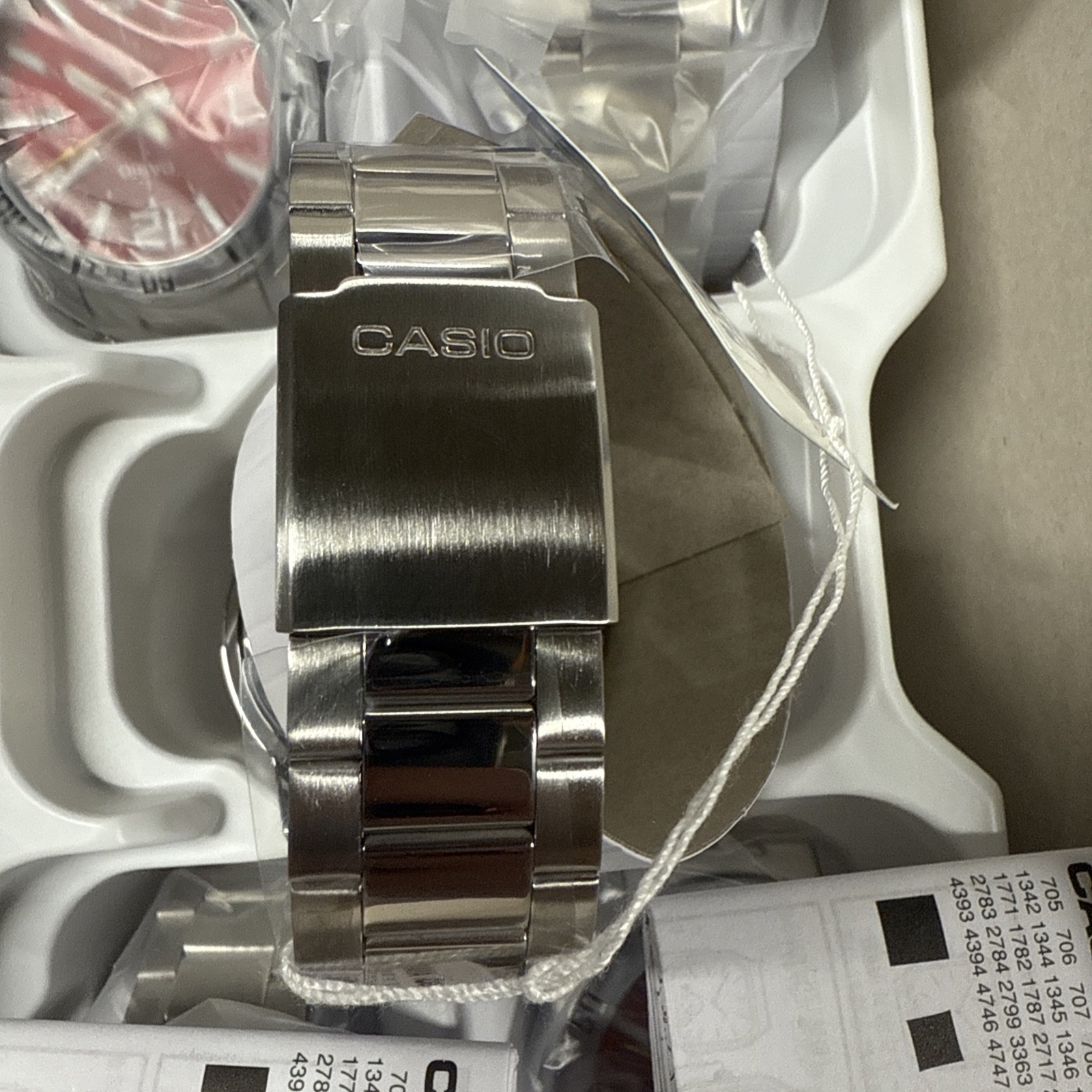 Casio MTP-VD01D-4BV Men’s Red Dial Silver Stainless Steel Watch Date Display New