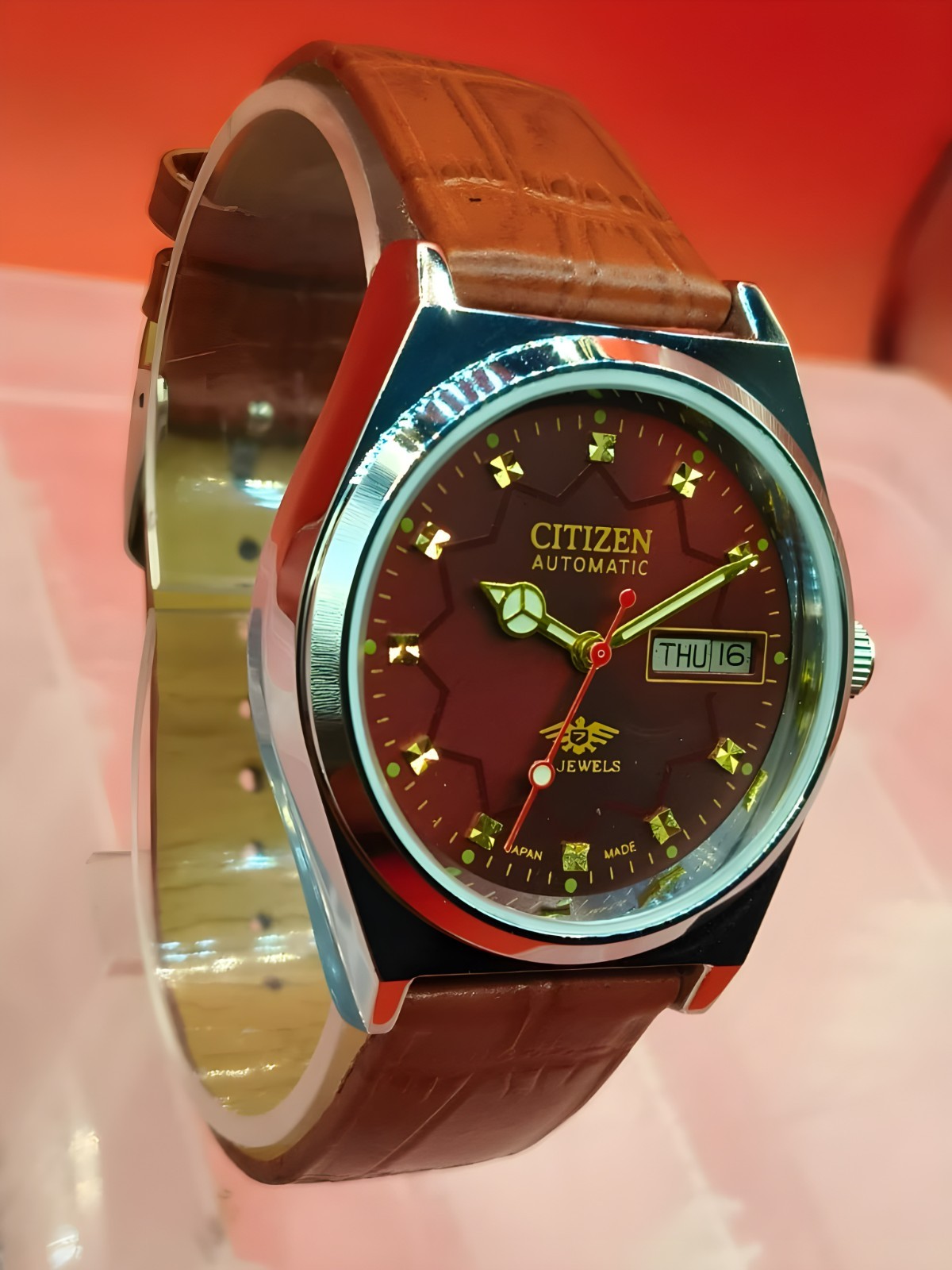 Automatic 8200 21Jewels Restored Dial Red DayDate Mens Japan Watch Vintage 36