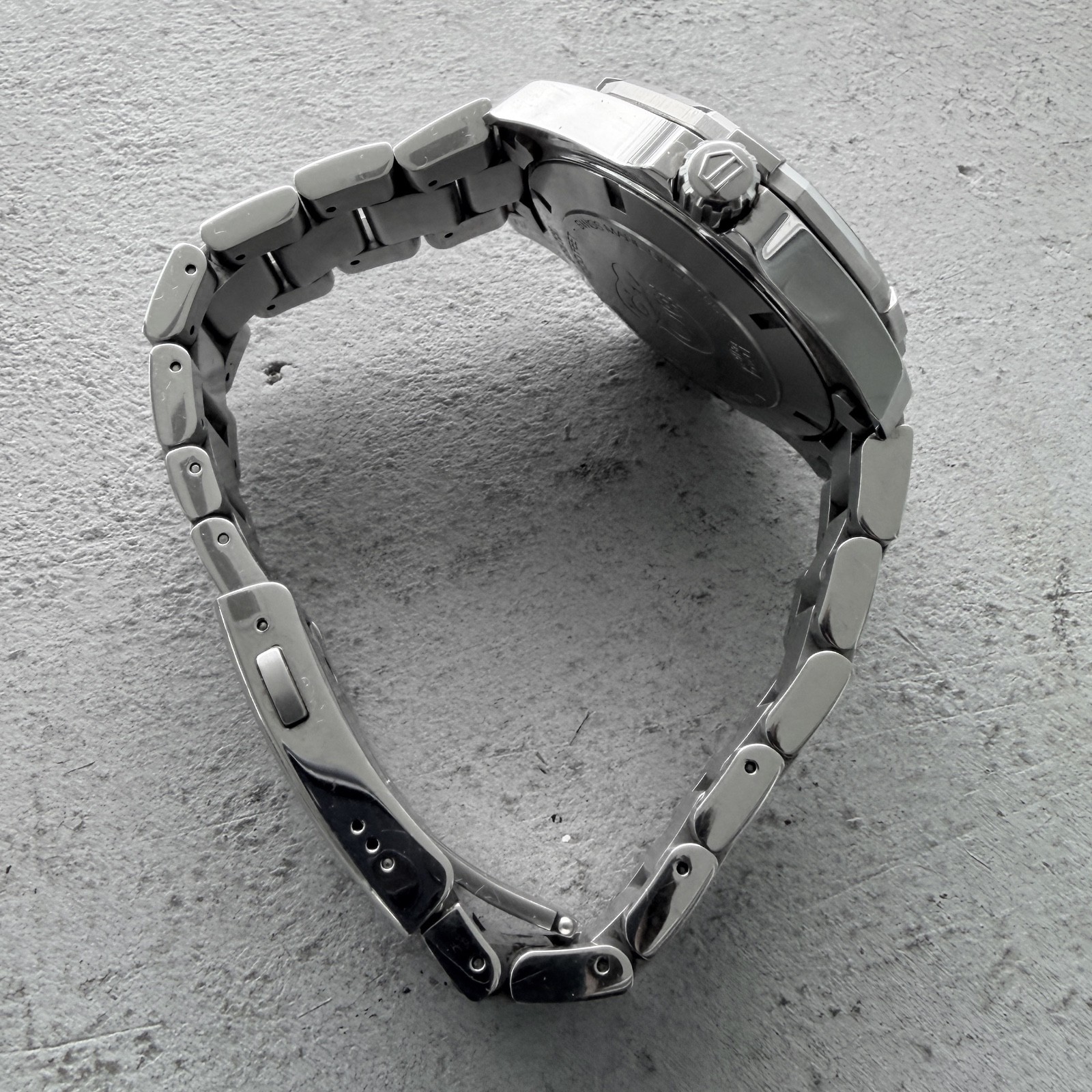 Tag Heuer Aqua Racer 300M WAY201A Calibre 5 Movement