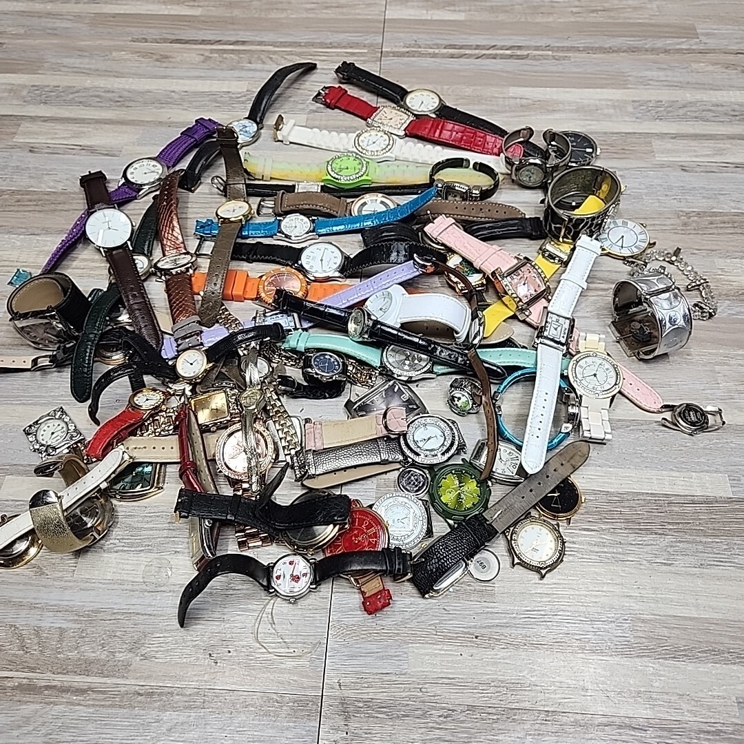 Lot Of Untested Women’s Watches – 5 Lbs Of Various Watches For Parts Or Fixing