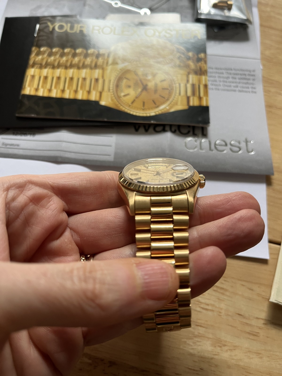 Rolex Day-Date President Yellow Gold 18238 Champagne Linen – Box & Papers