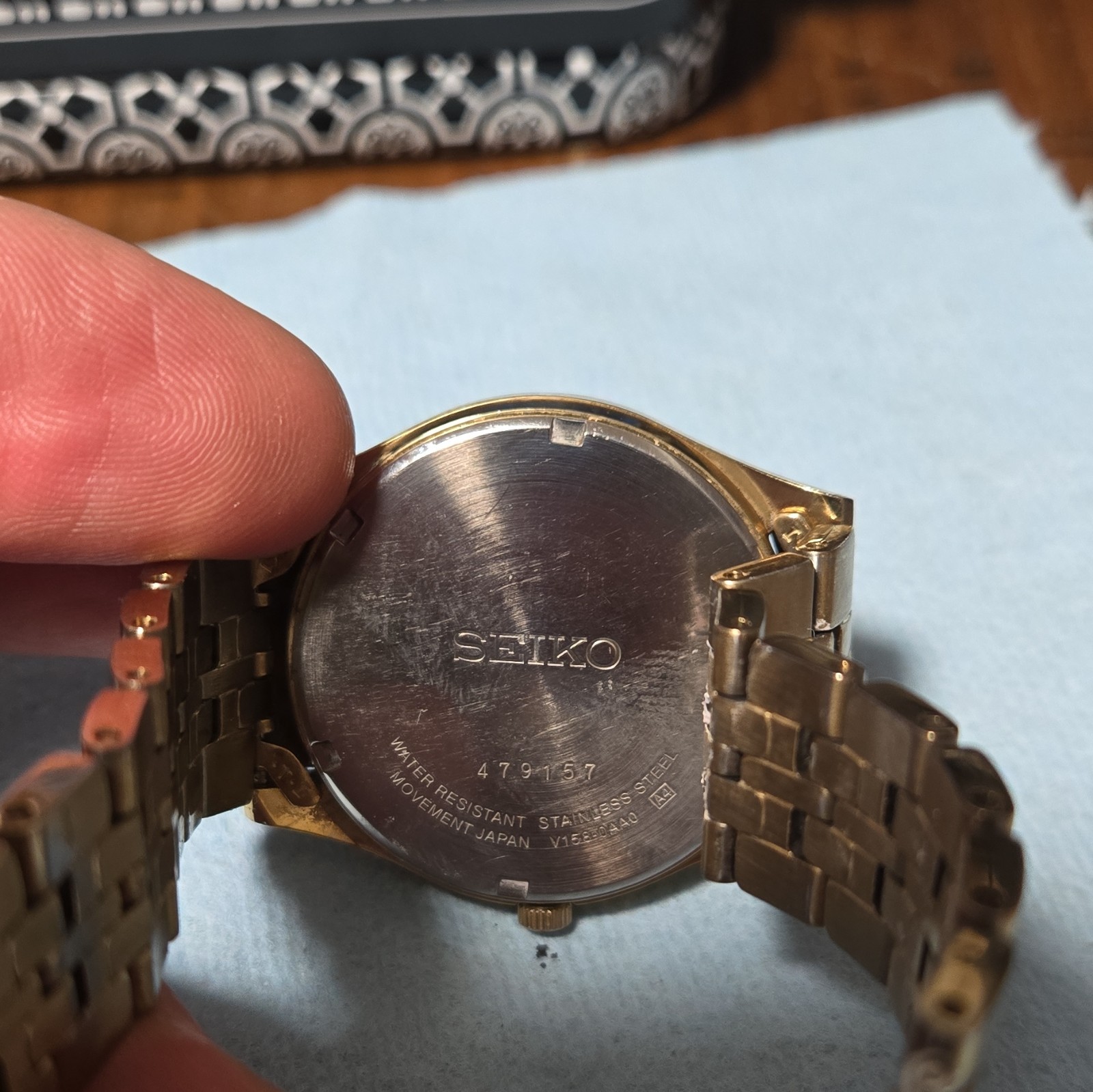 Seiko Solar Quartz Day/Date Gold-Tone Sunburst Dial Steel Bracelet 34mm Box