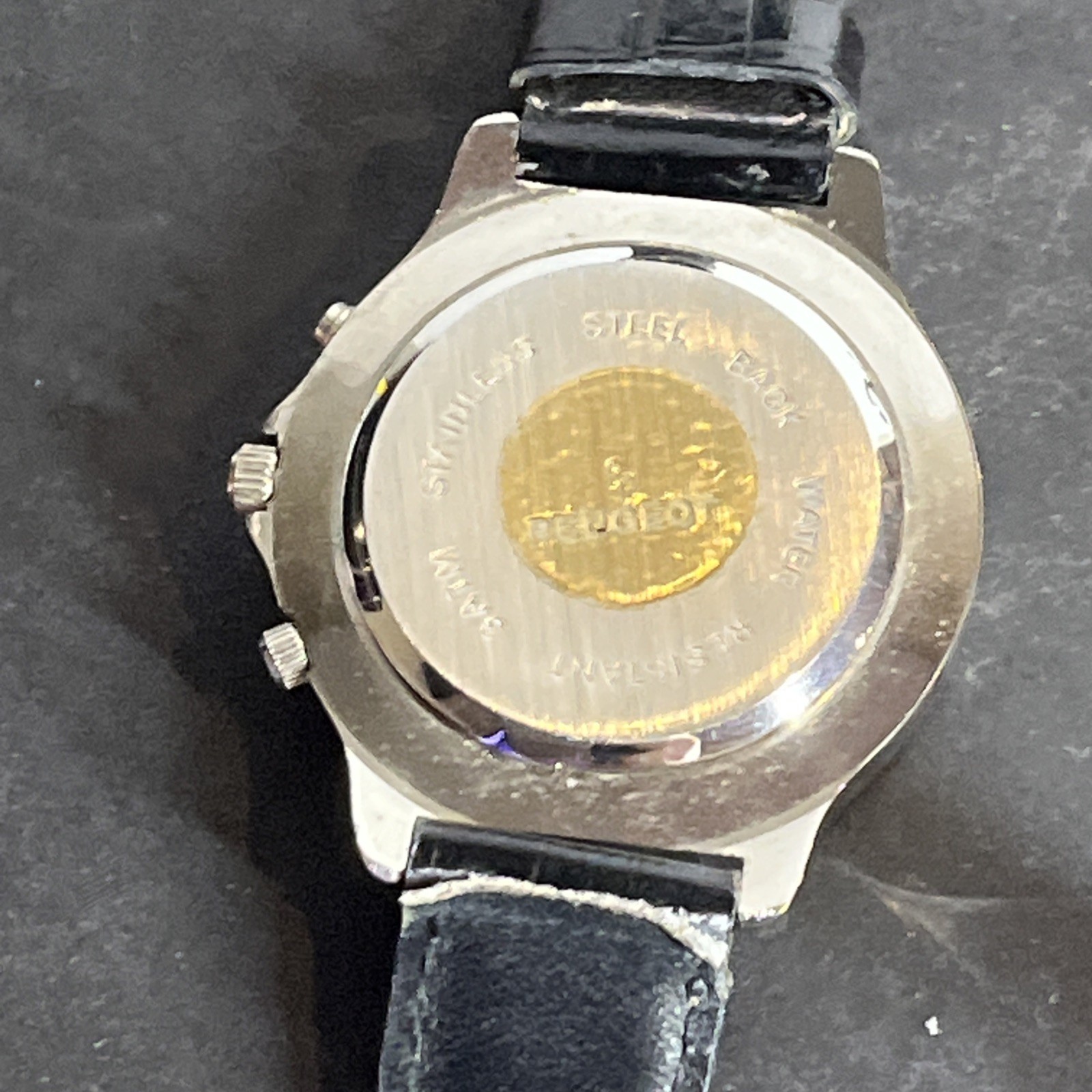Quartz Watches Assorted Lot Lorus Mickey Moon Timex Fossil Peugeot Avalon