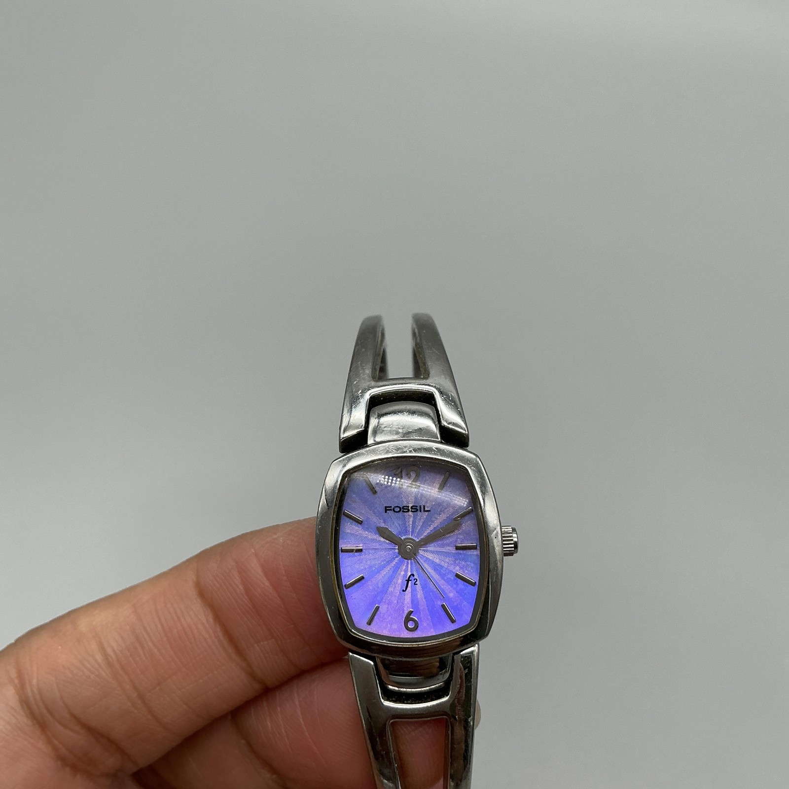 Fossil F2 Womens Watch 18mm Purple Dial Stainless Steel Bangle New Battery 6.5″