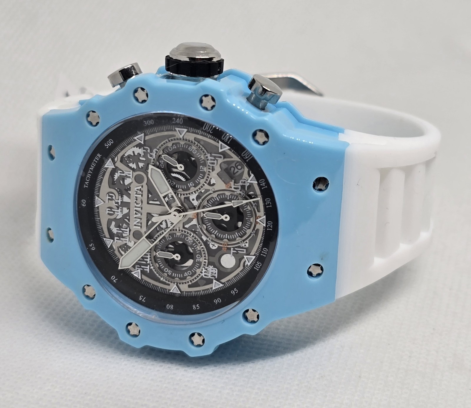 Invicta Racing Vaulthan Men’s Watch 44mm White Baby Blue 69673 Brand New