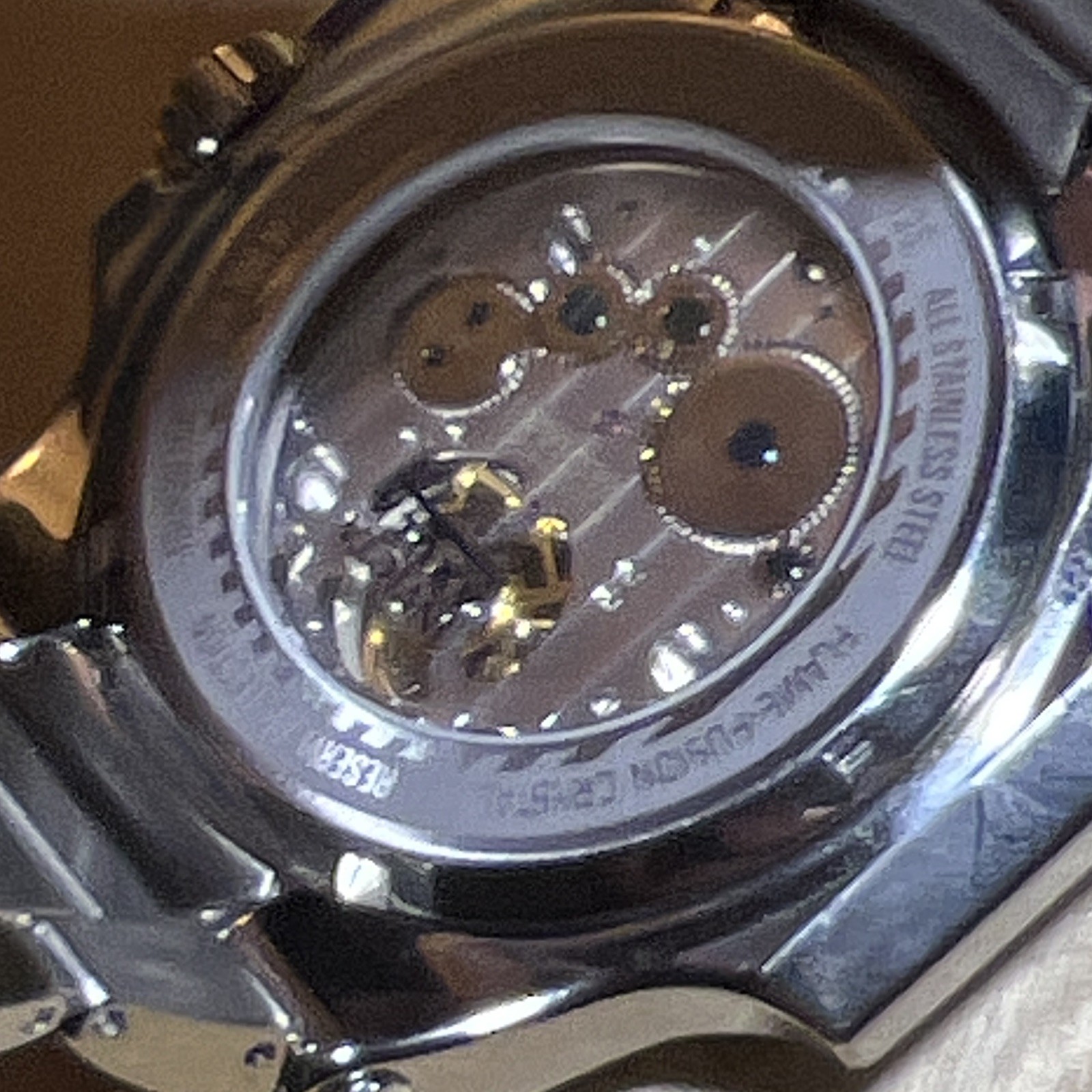 Invicta Akula Mechanical Tourbillon 52 mm – Rare Champagne Dial – Full Bracelet