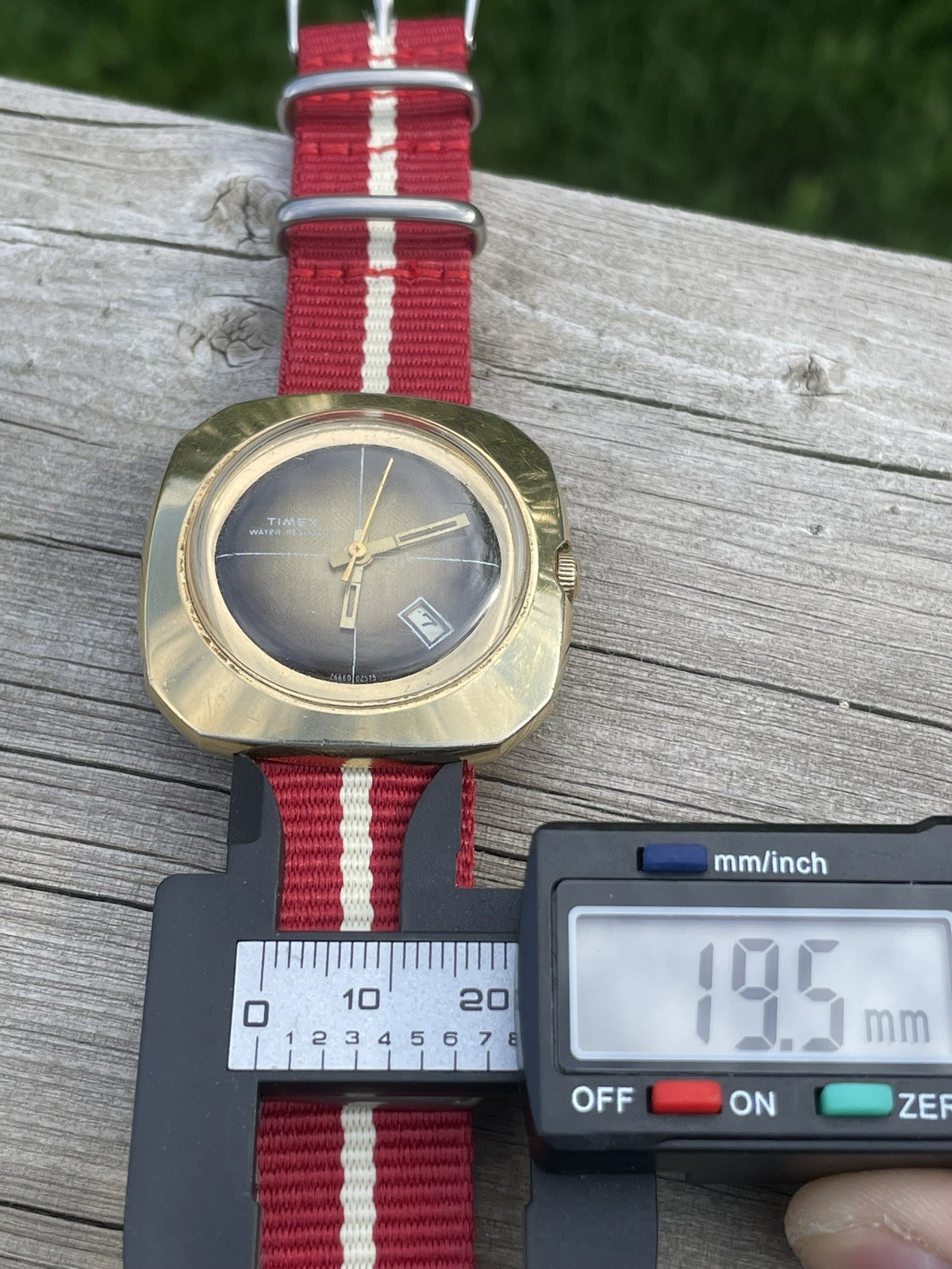 Serviced 1975 Men’s Vintage Timex Marlin UFO Manual Wind Watch M25 Movement