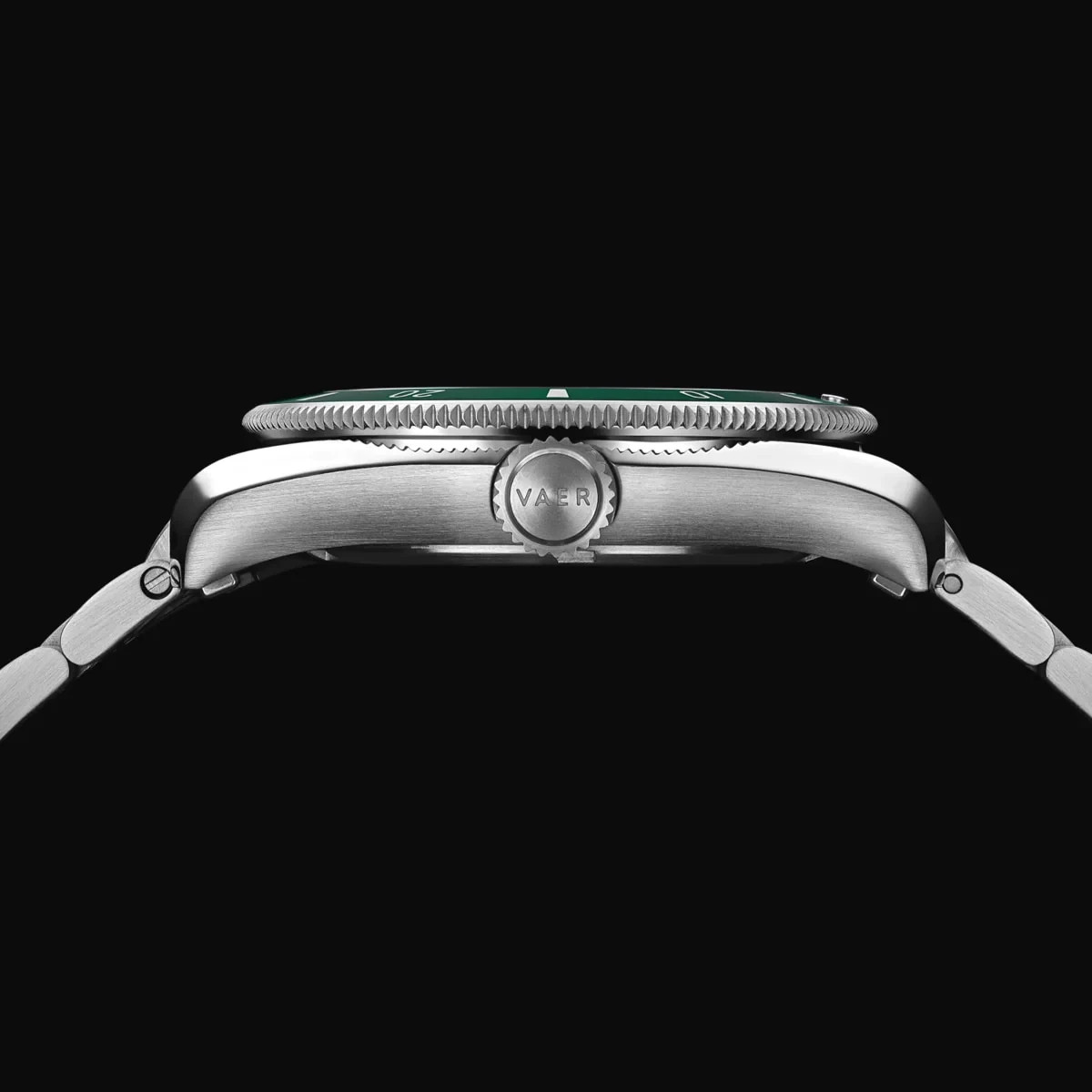 Vaer DS2 Meridian Green Quartz Dive Watch 42MM (Two bands included) – New in Box